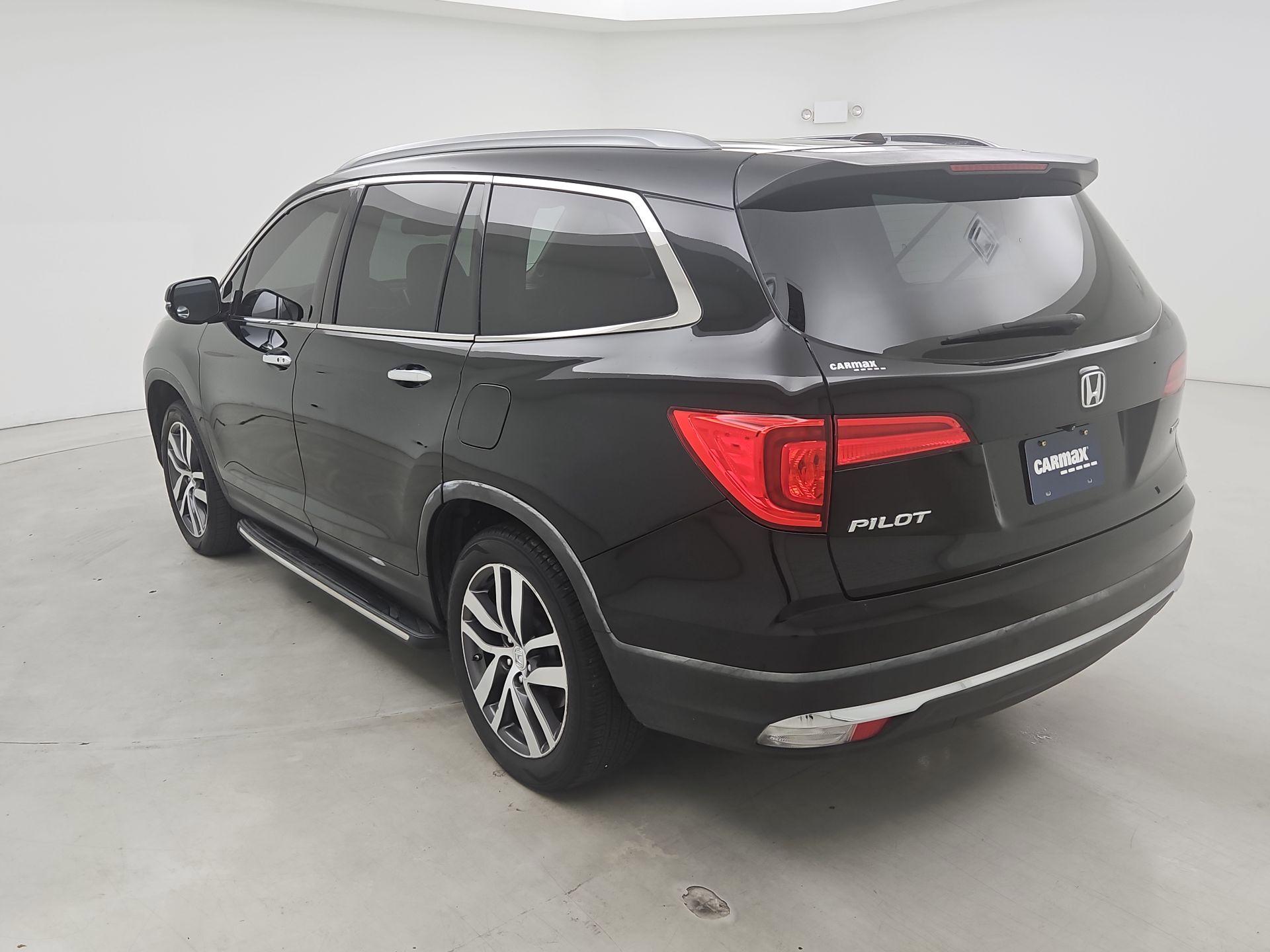 Thumbnail: 2016 Honda Pilot - 7