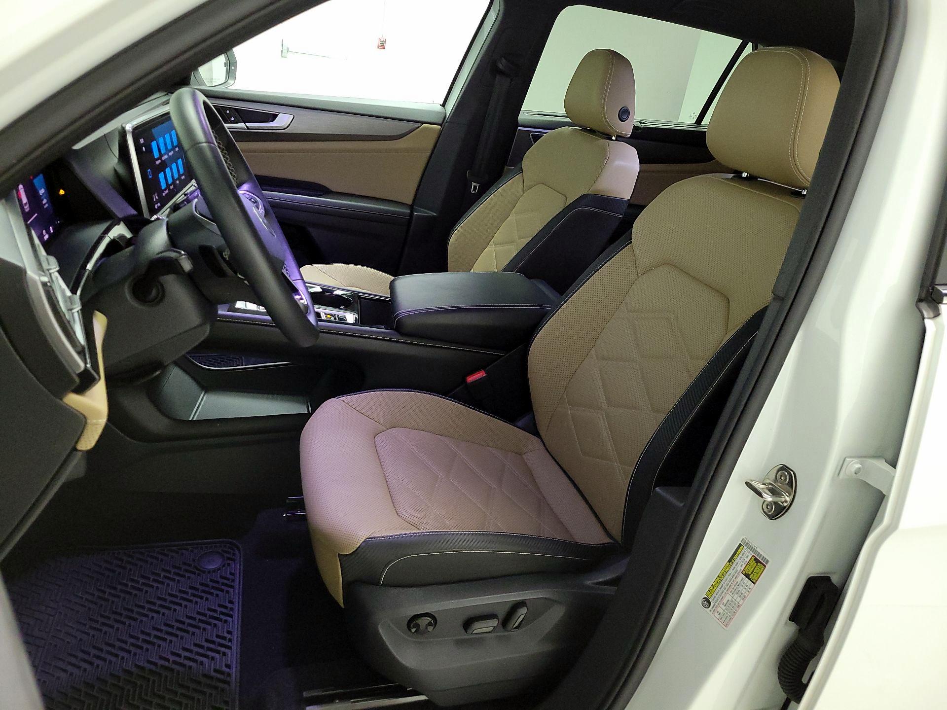 Thumbnail: 2024 Volkswagen Atlas - 11