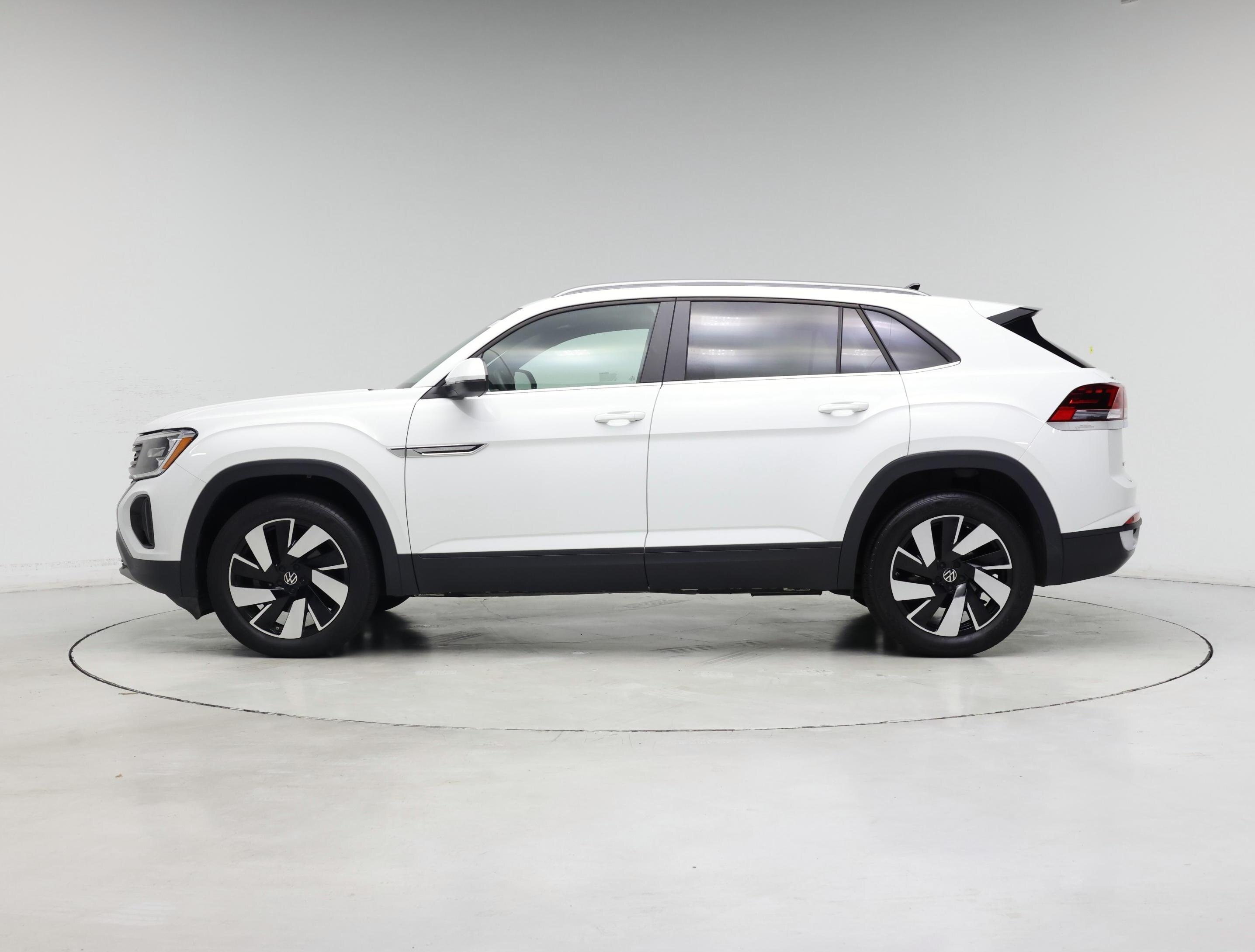 Thumbnail: 2024 Volkswagen Atlas - 3