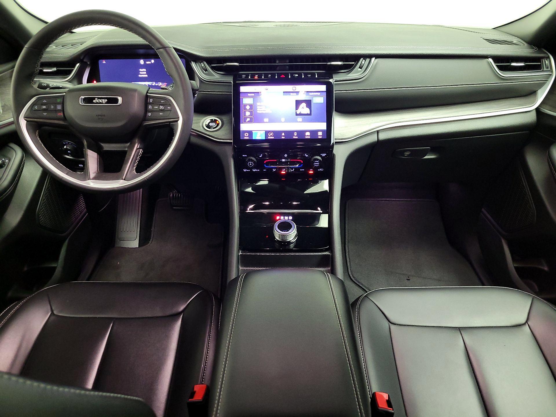 Thumbnail: 2024 Jeep Grand Cherokee - 9