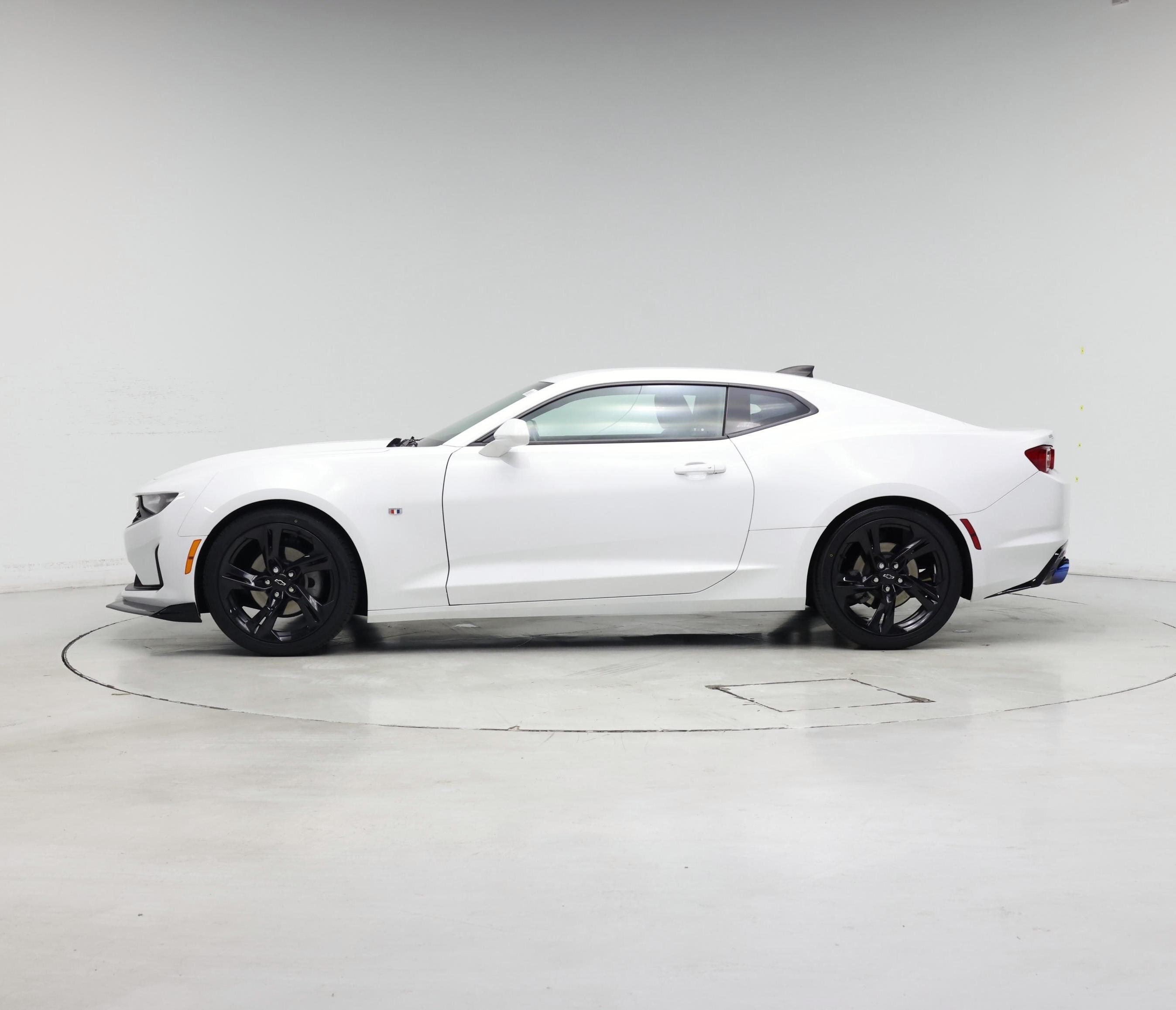 Thumbnail: 2024 Chevrolet Camaro - 3