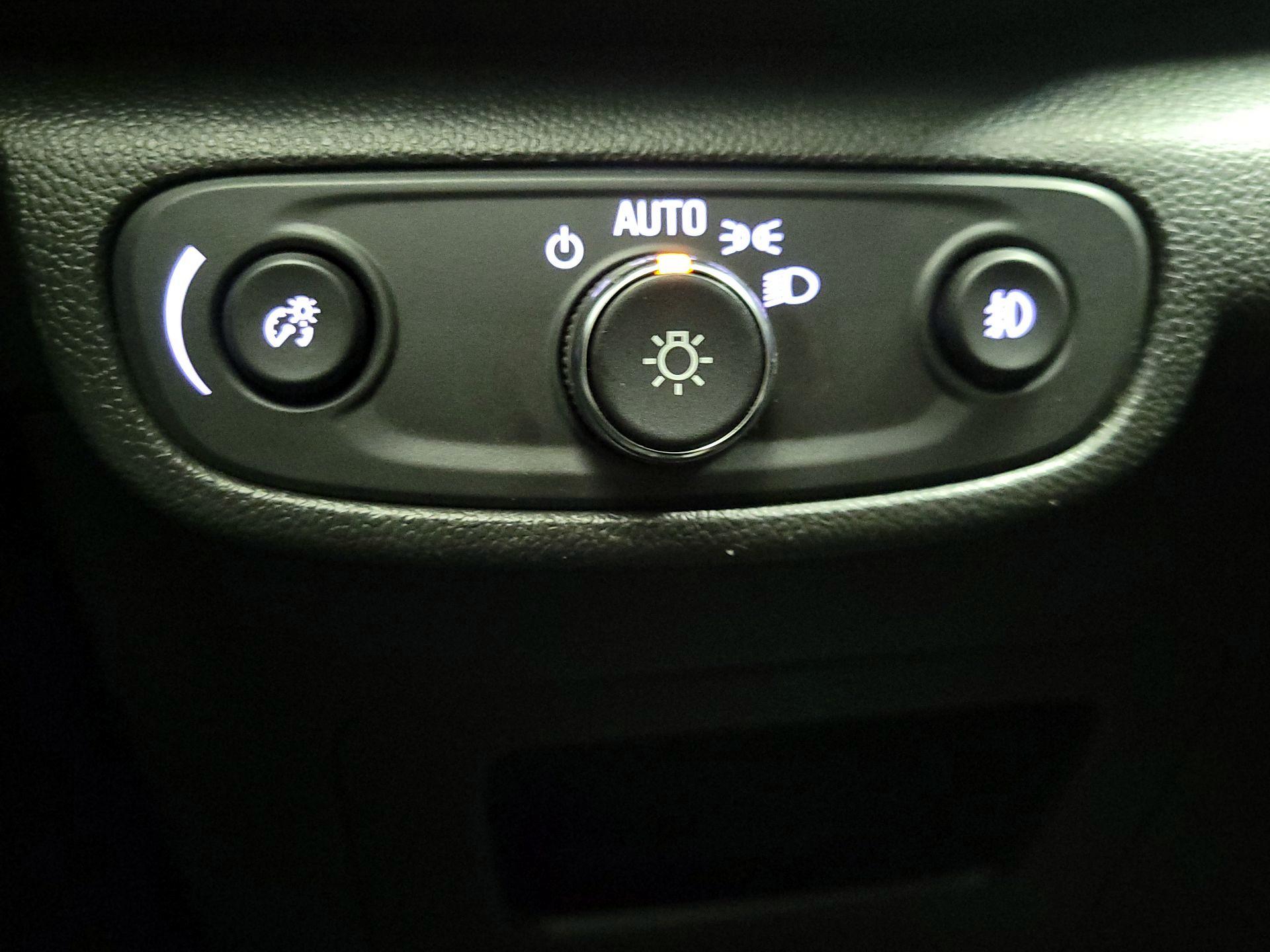 Thumbnail: 2023 Chevrolet TrailBlazer - 13