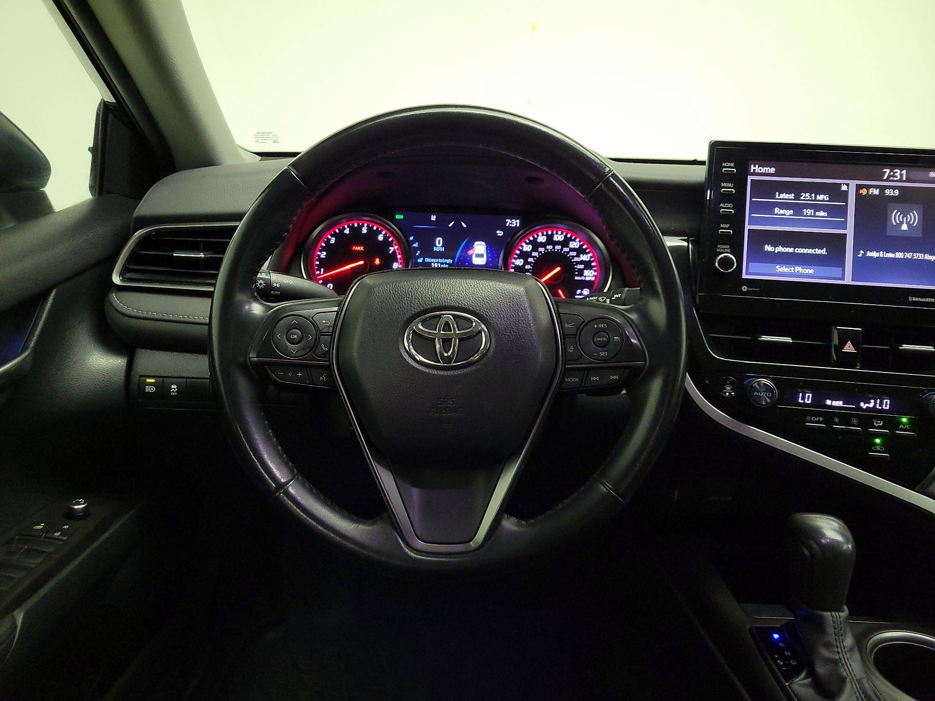 Thumbnail: 2023 Toyota Camry - 10