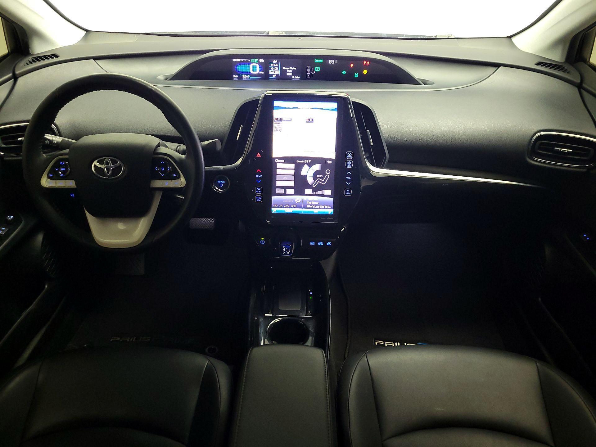 Thumbnail: 2019 Toyota Prius Prime - 9