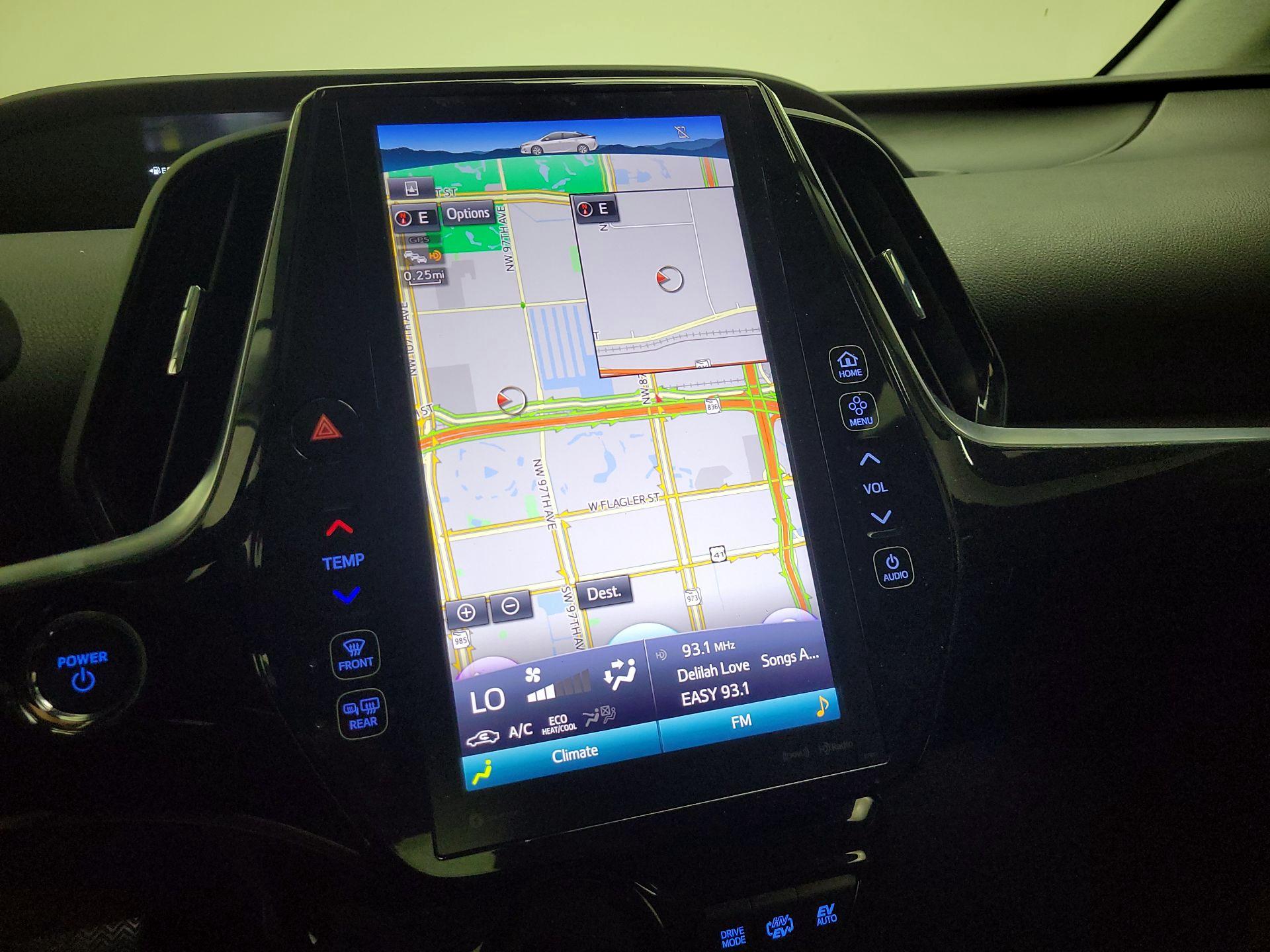 Thumbnail: 2019 Toyota Prius Prime - 14