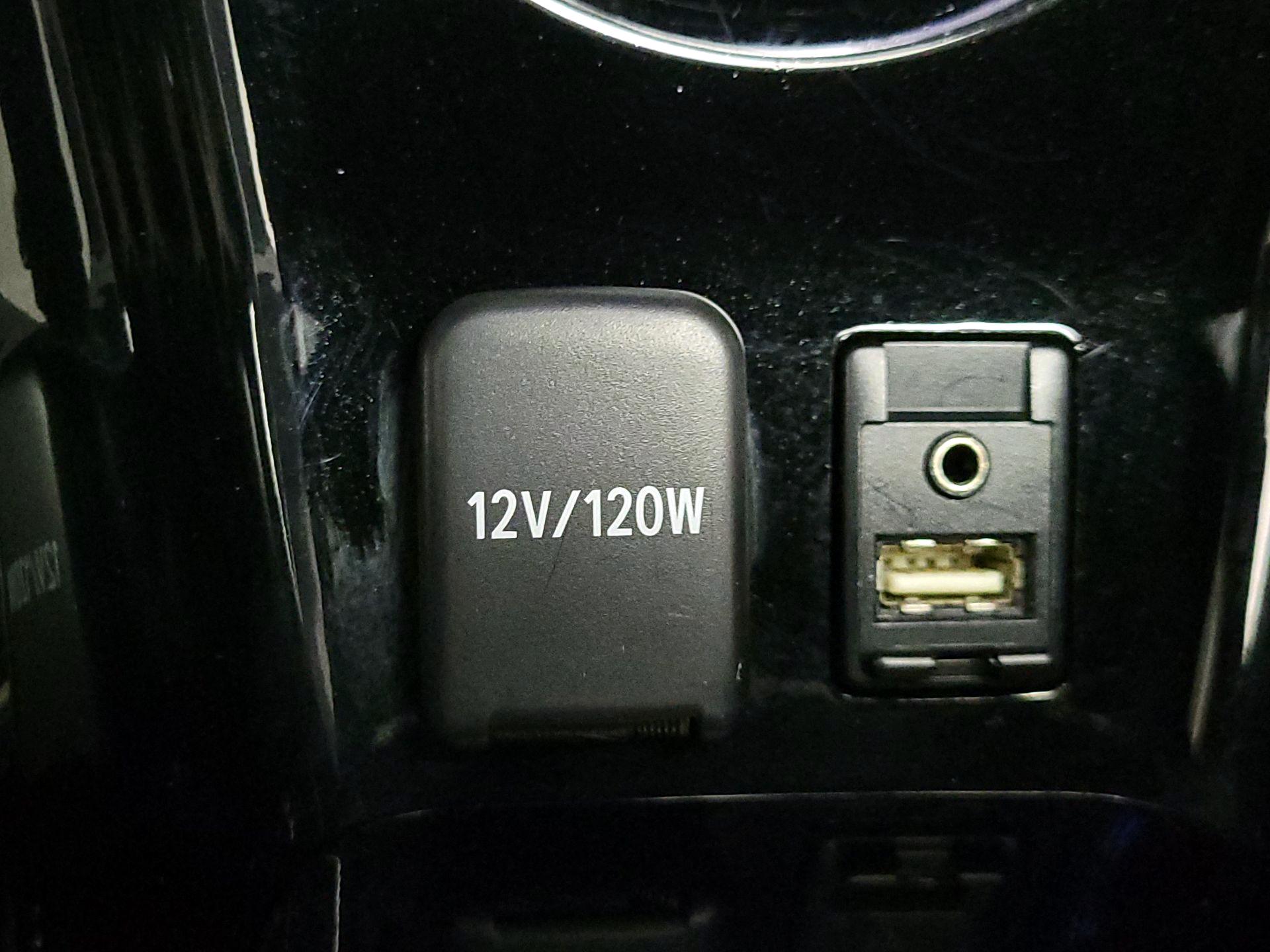 Thumbnail: 2019 Toyota Prius Prime - 19