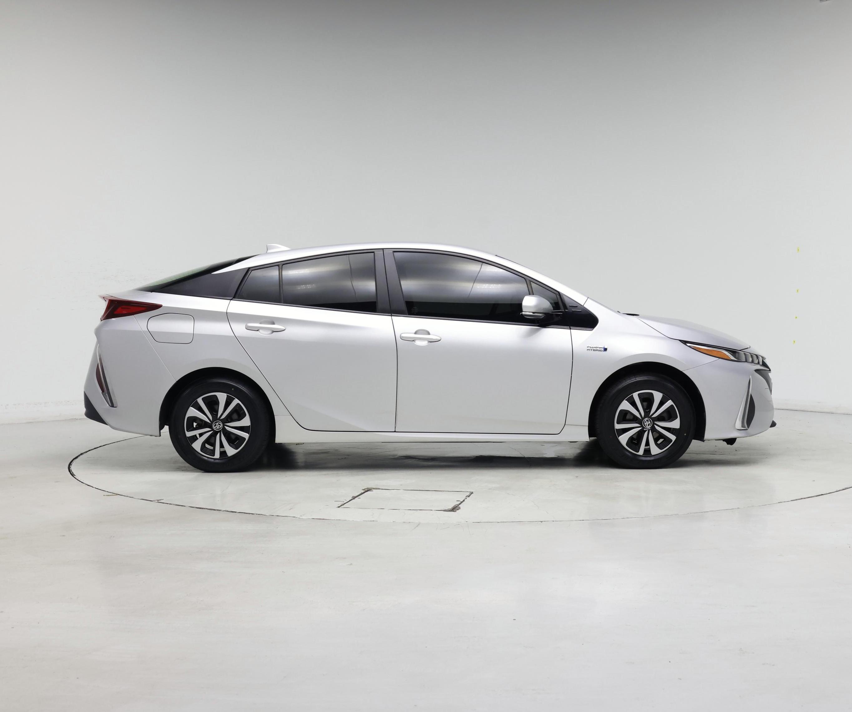Thumbnail: 2019 Toyota Prius Prime - 7