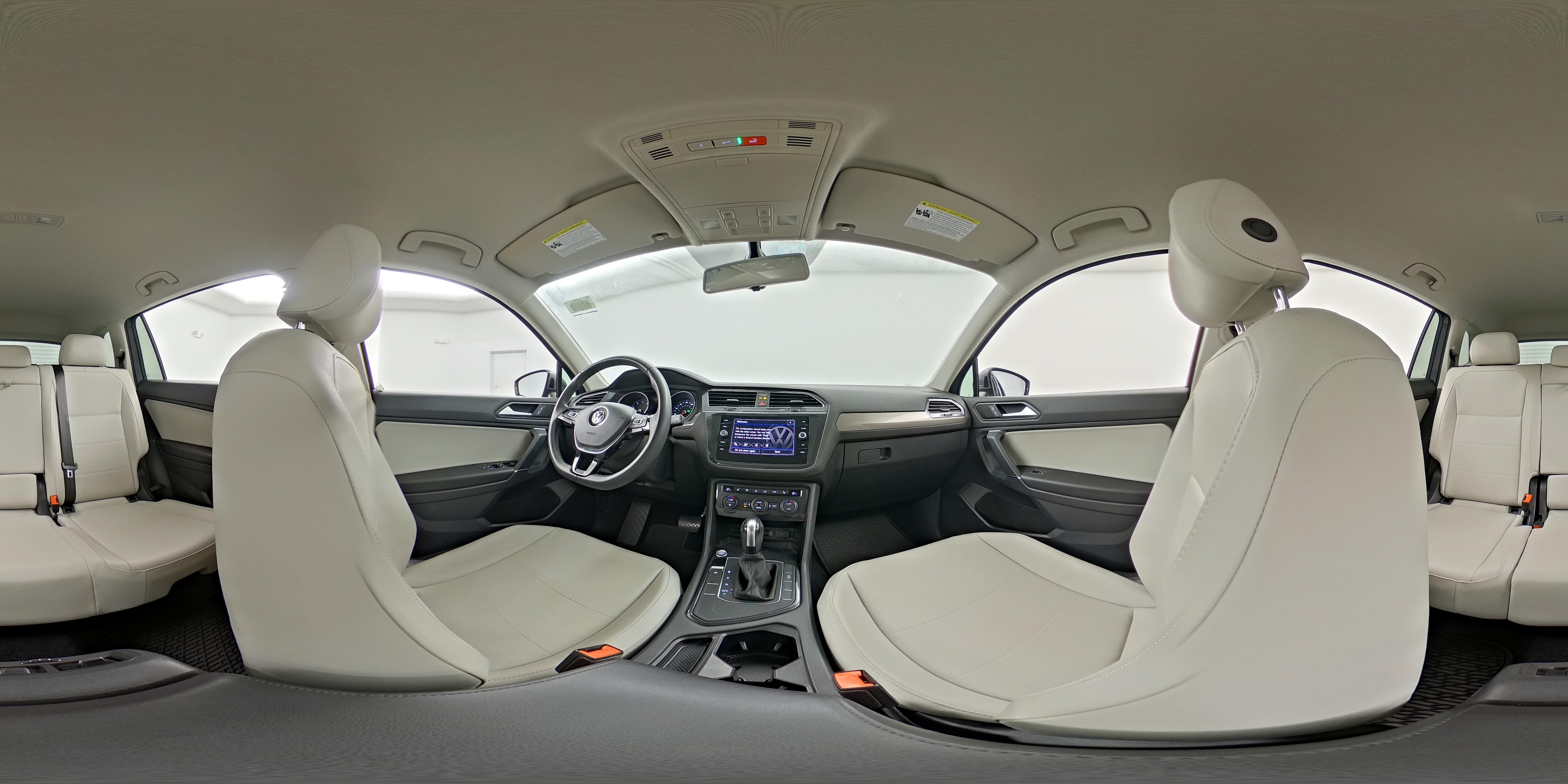 2020 Volkswagen Tiguan SE - Photo 26