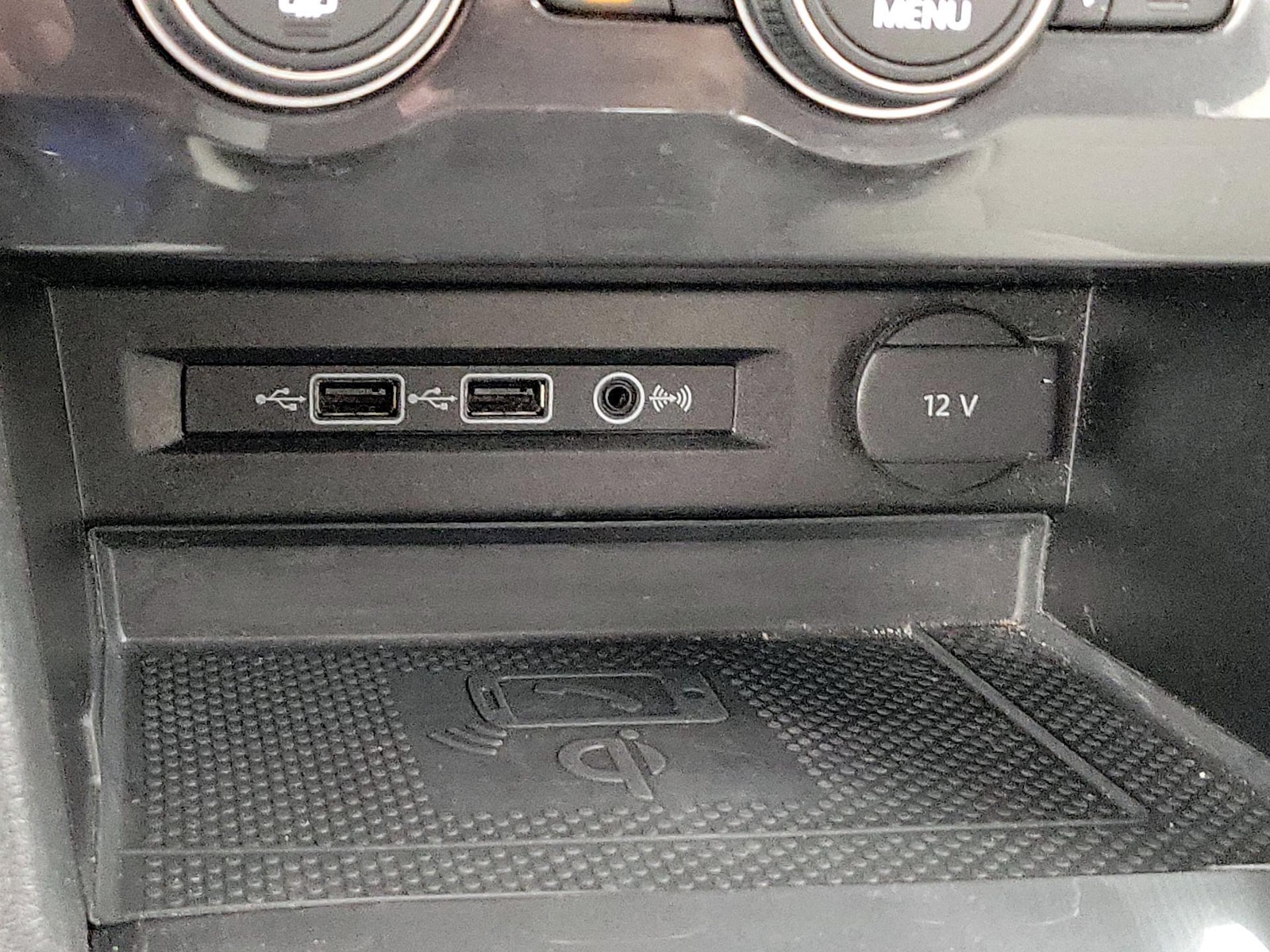2020 Volkswagen Tiguan SE - Photo 19