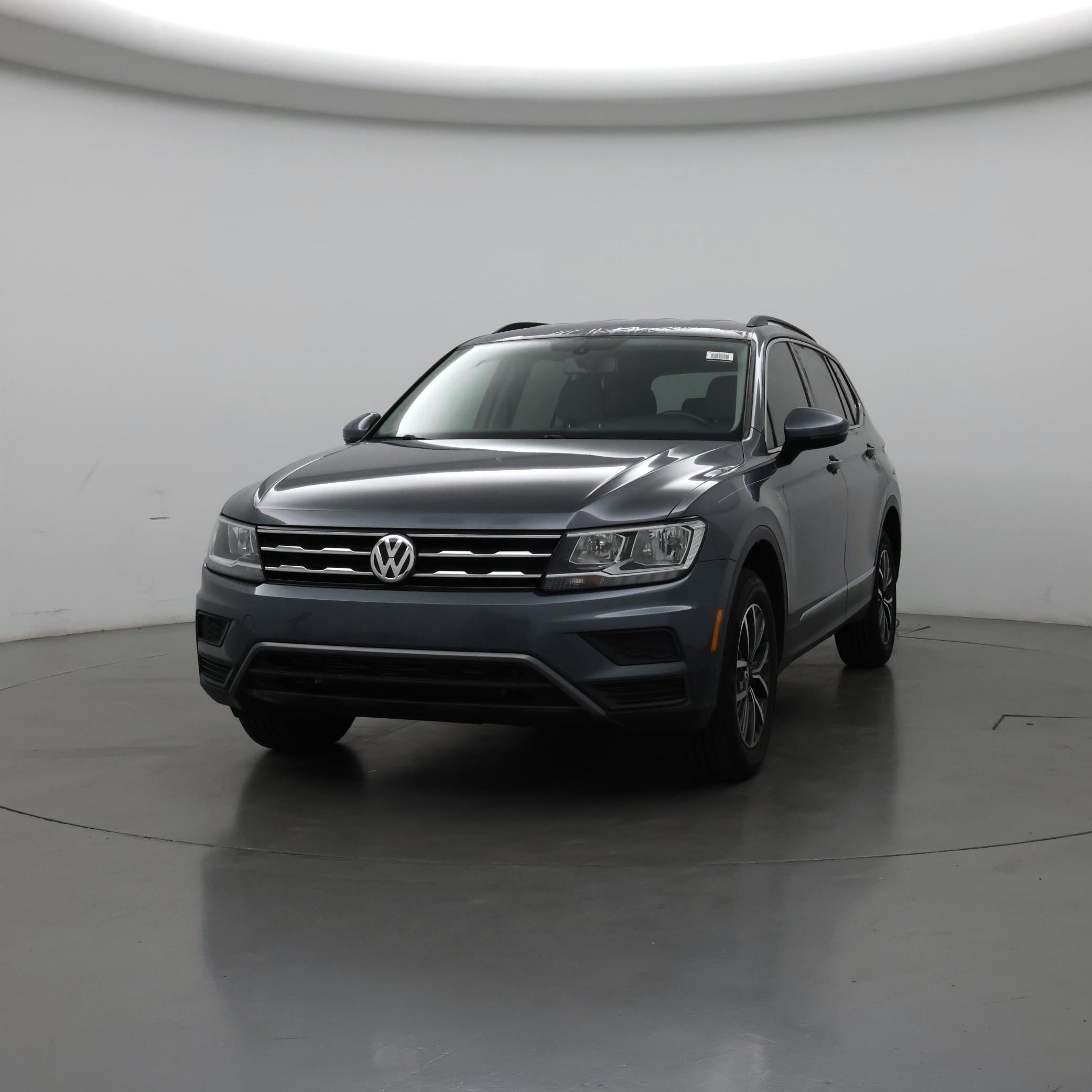 Thumbnail: 2020 Volkswagen Tiguan - 4