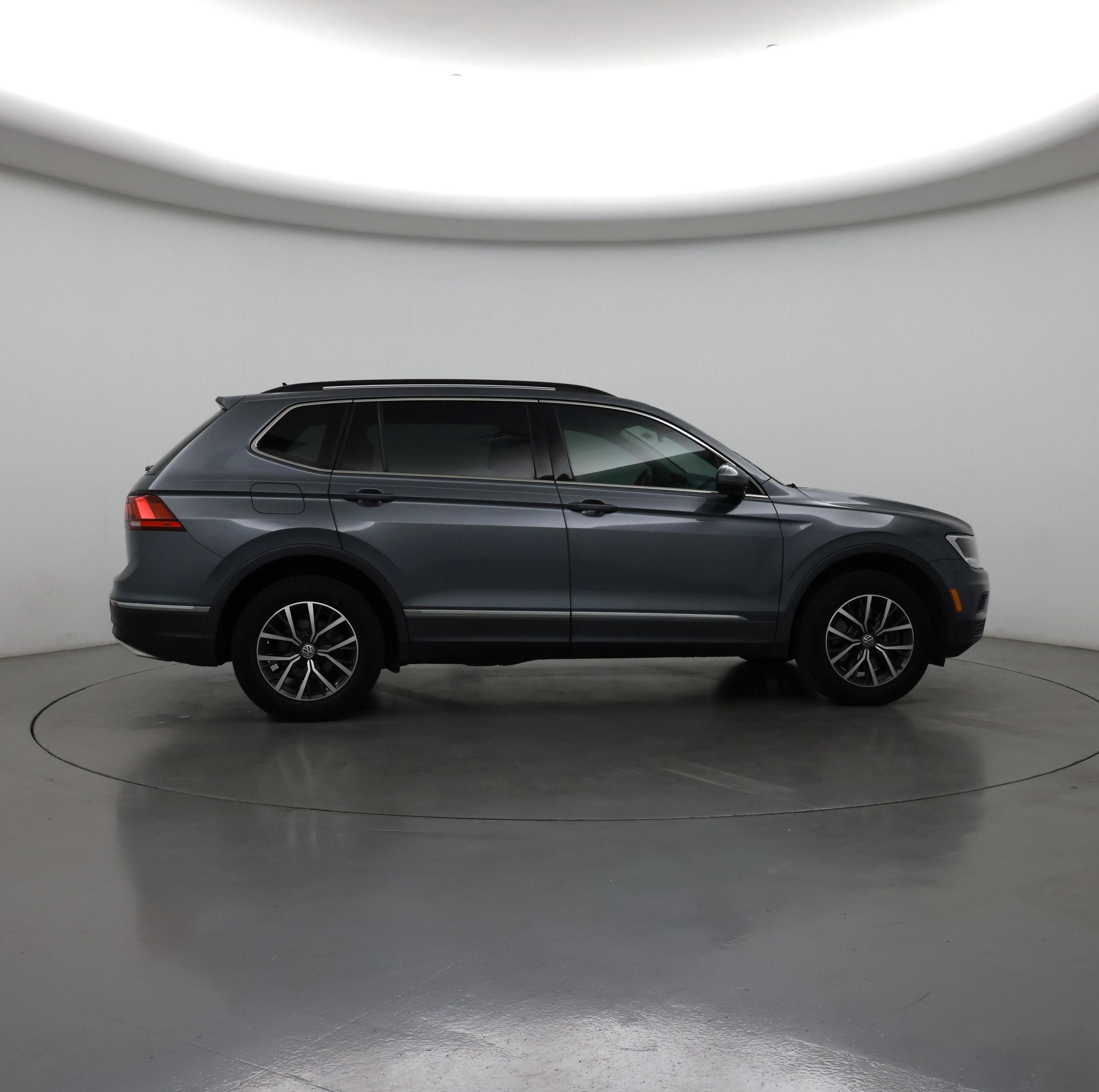 Thumbnail: 2020 Volkswagen Tiguan - 7