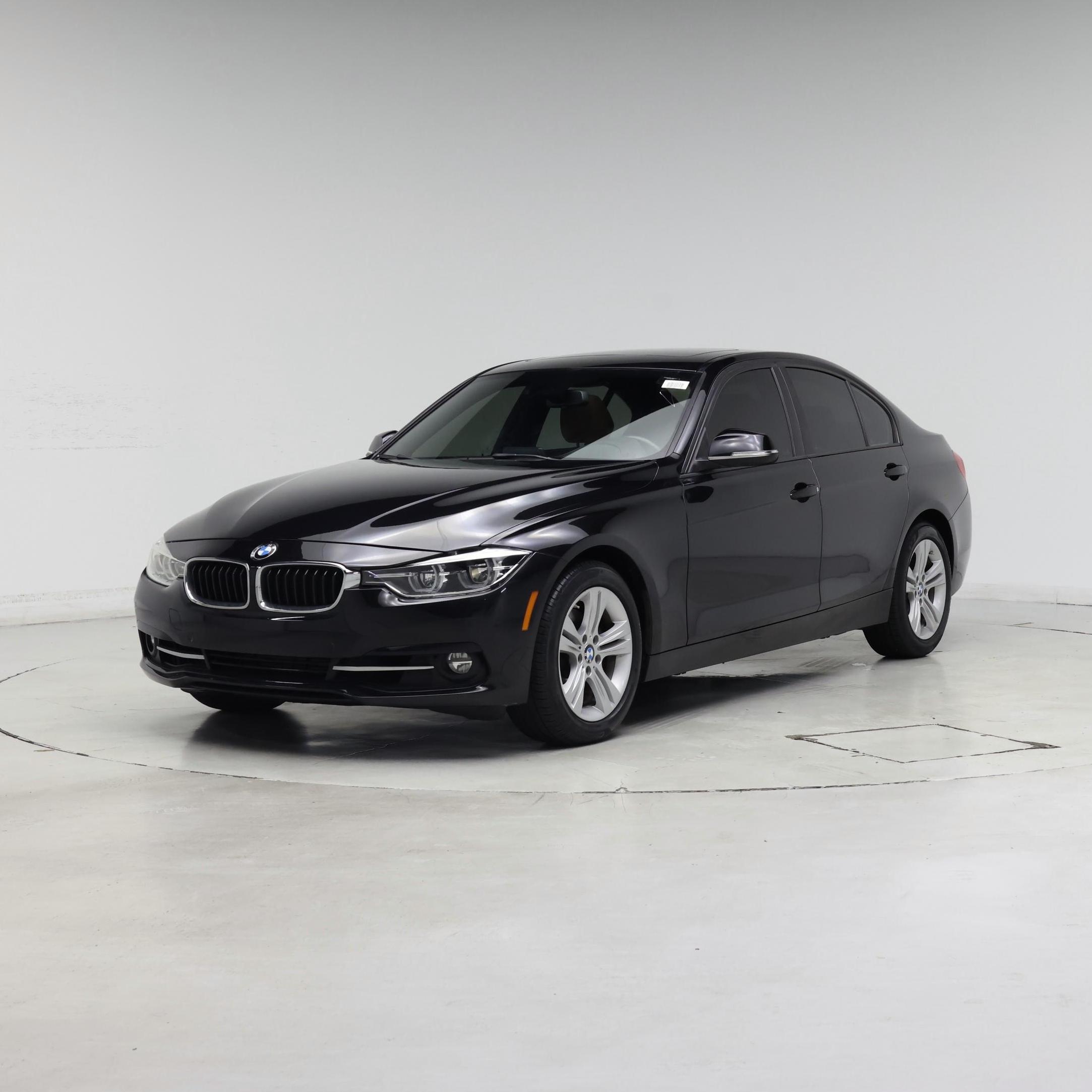 Thumbnail: 2016 BMW 3 Series - 4