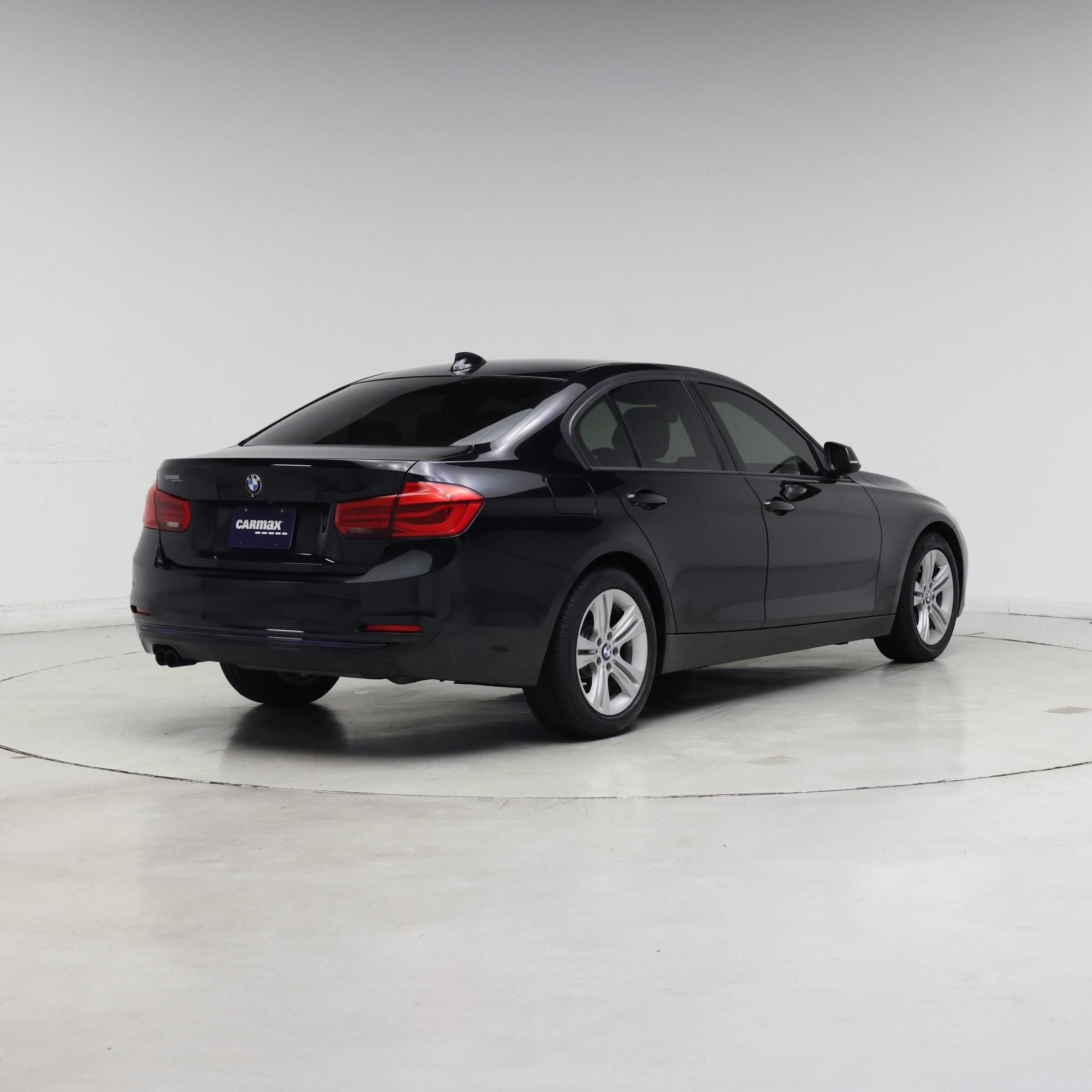 Thumbnail: 2016 BMW 3 Series - 8