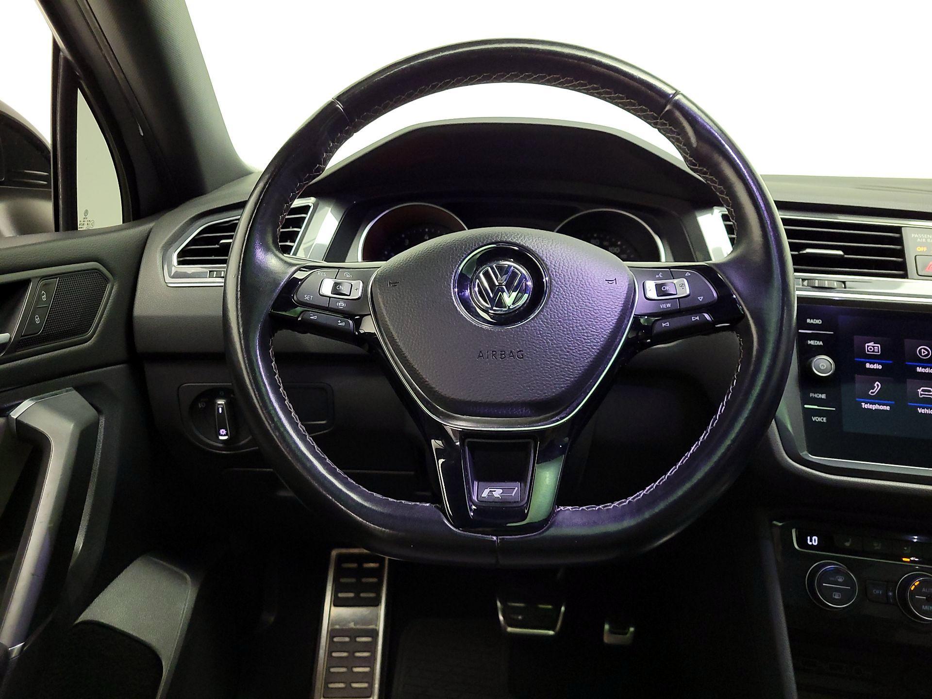 Thumbnail: 2020 Volkswagen Tiguan - 10
