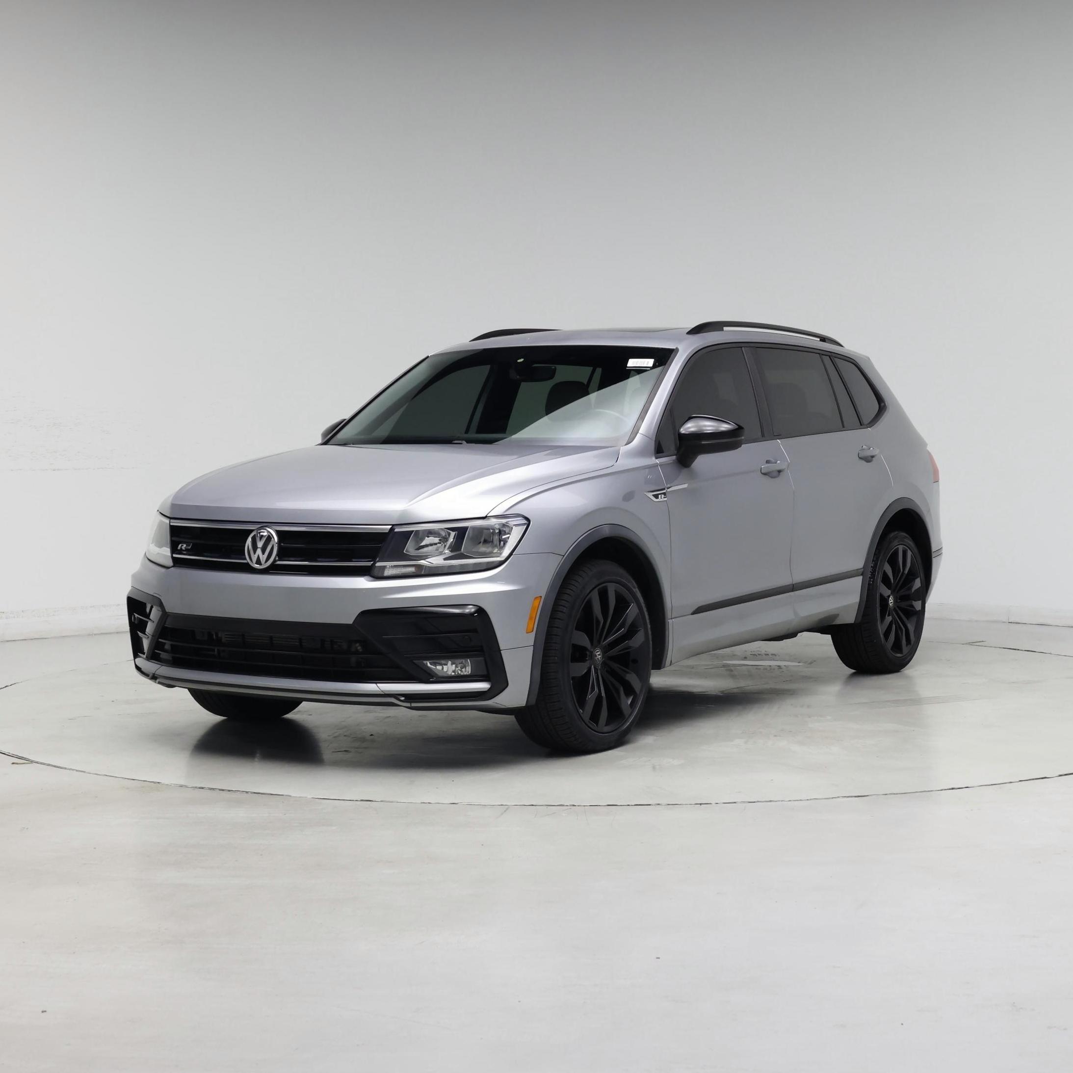 Thumbnail: 2020 Volkswagen Tiguan - 4