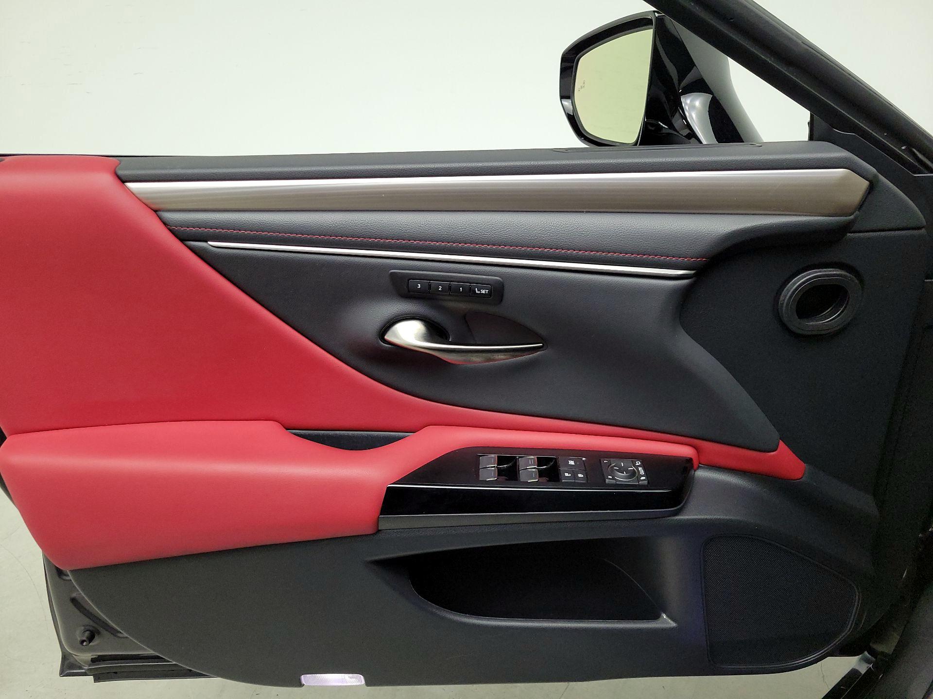 Thumbnail: 2024 Lexus ES - 12