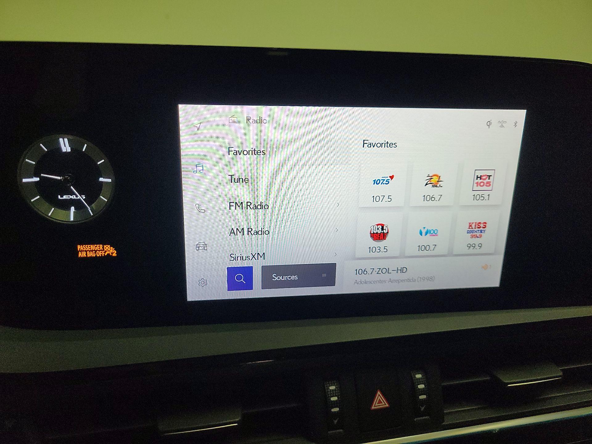 Thumbnail: 2024 Lexus ES - 16