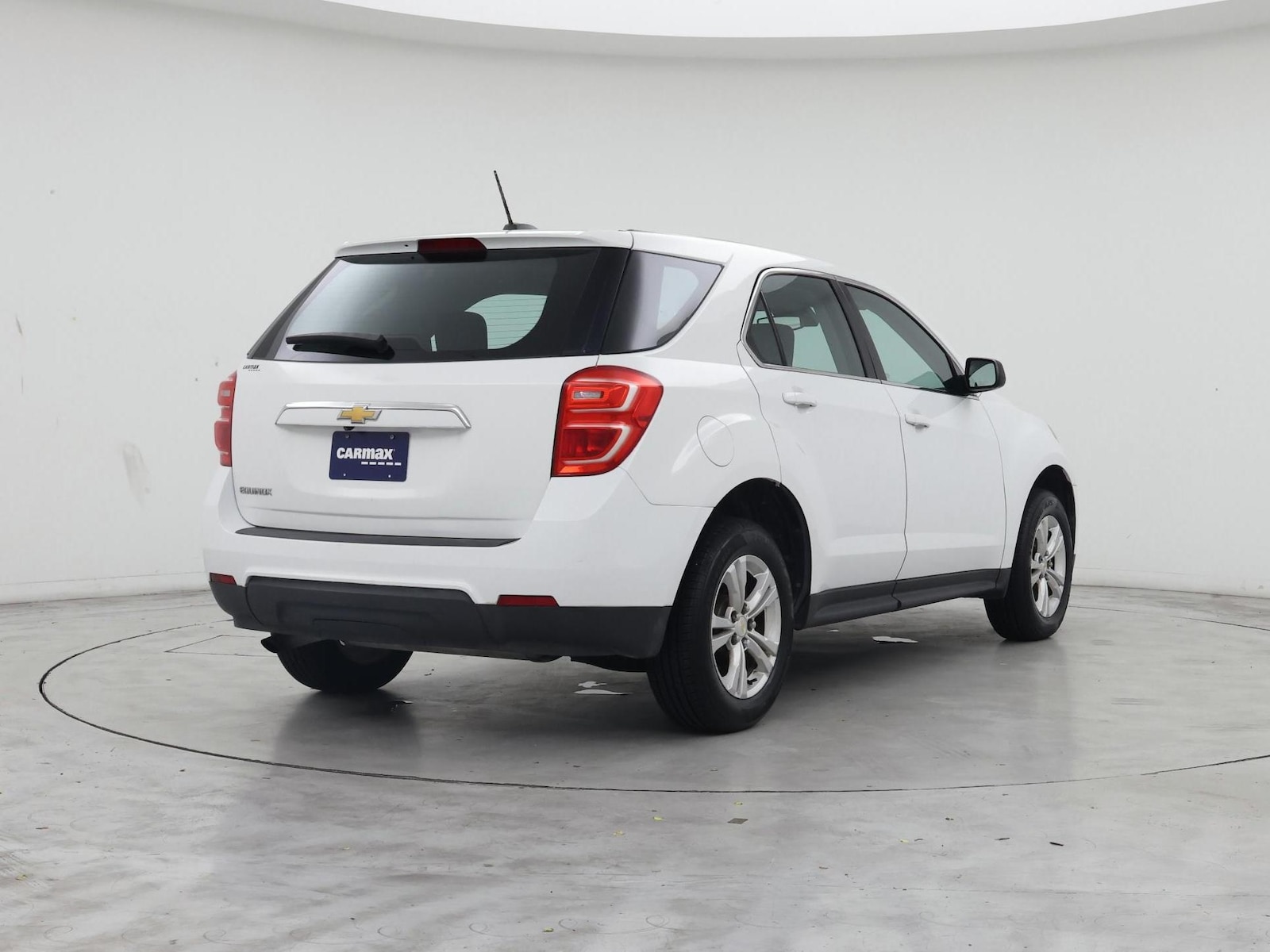 2017 Chevrolet Equinox LS - Photo 9