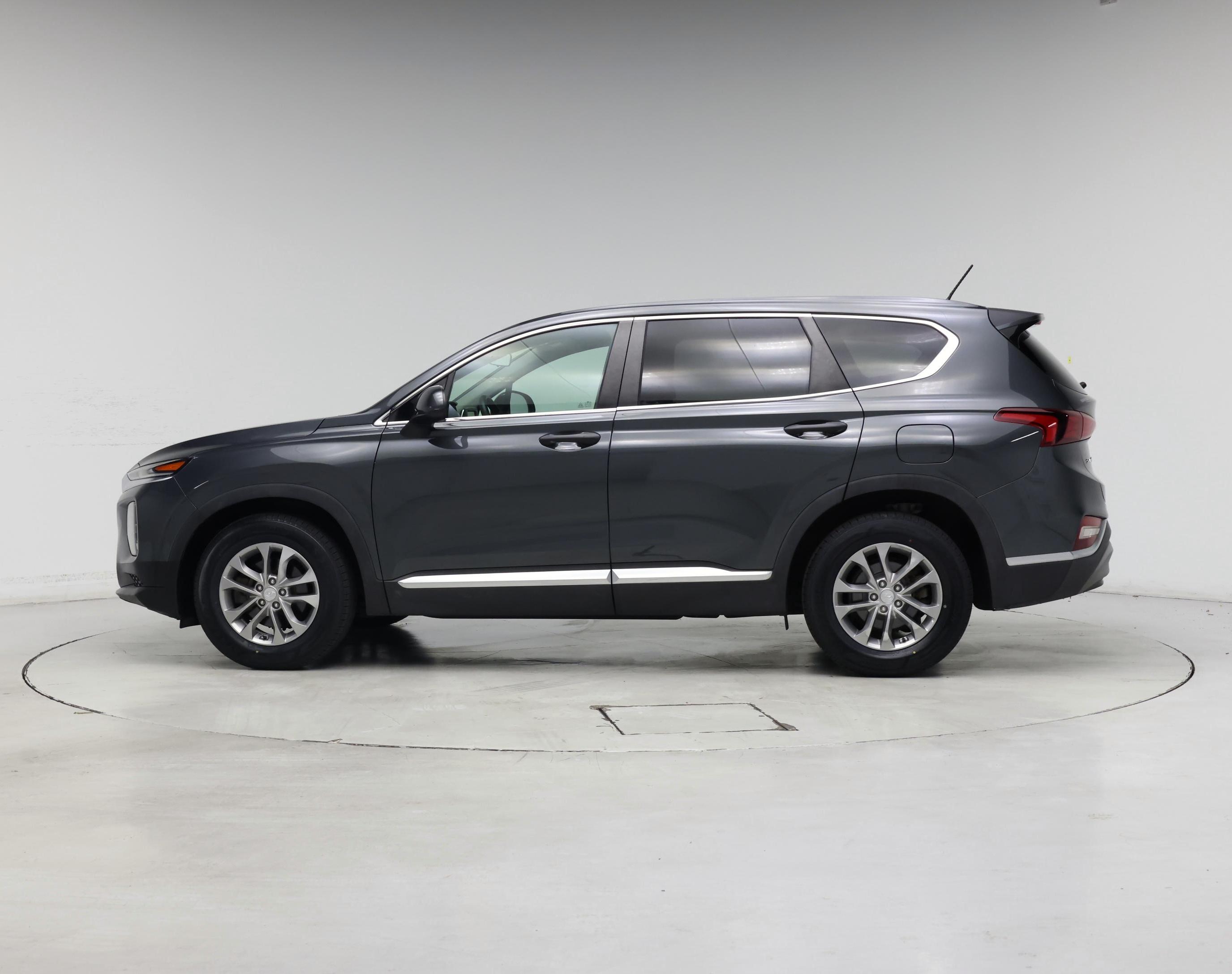 Thumbnail: 2020 Hyundai Santa Fe - 3