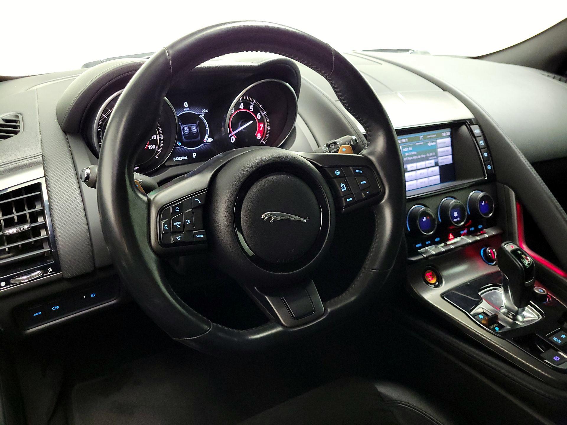 Thumbnail: 2016 Jaguar F-Type - 10