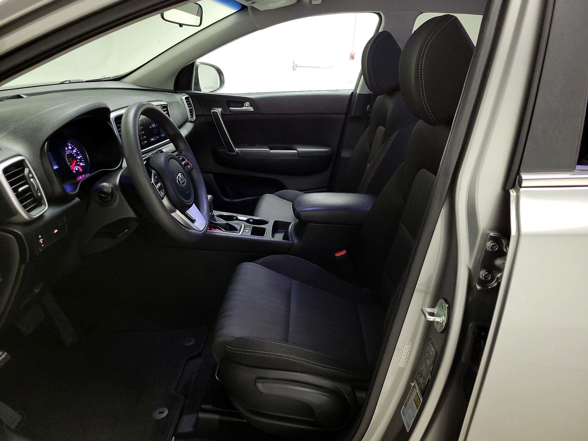 Thumbnail: 2020 Kia Sportage - 11