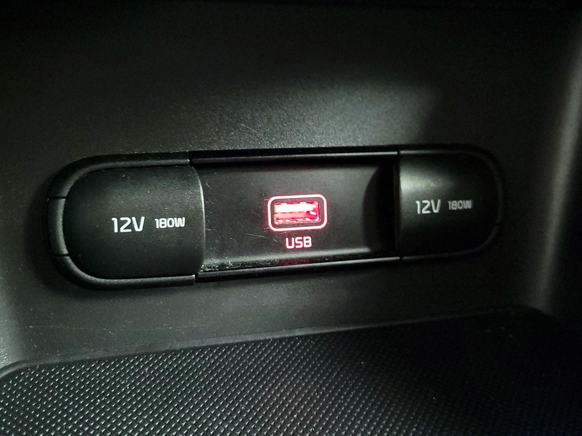 Thumbnail: 2020 Kia Sportage - 18