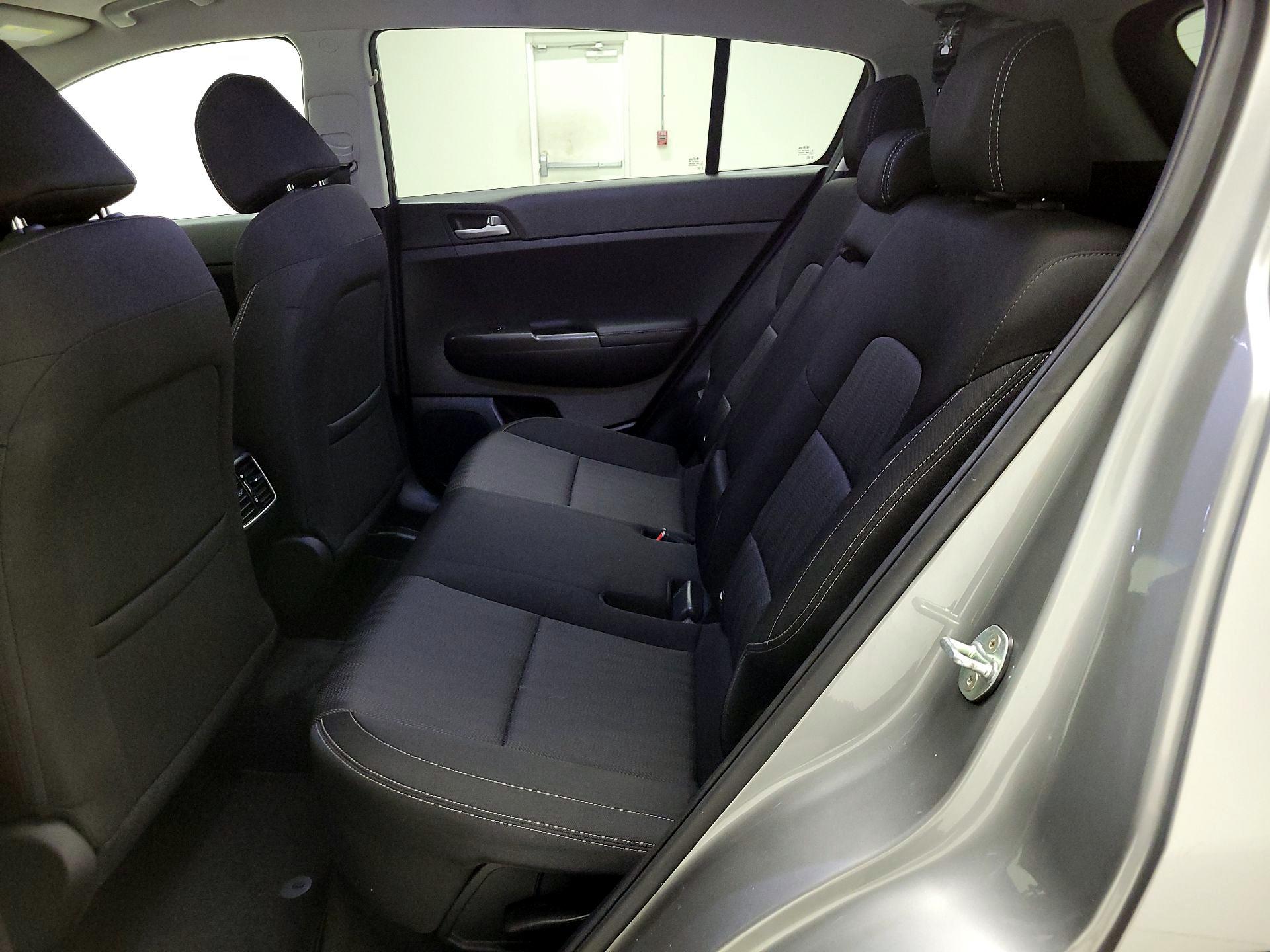 Thumbnail: 2020 Kia Sportage - 19