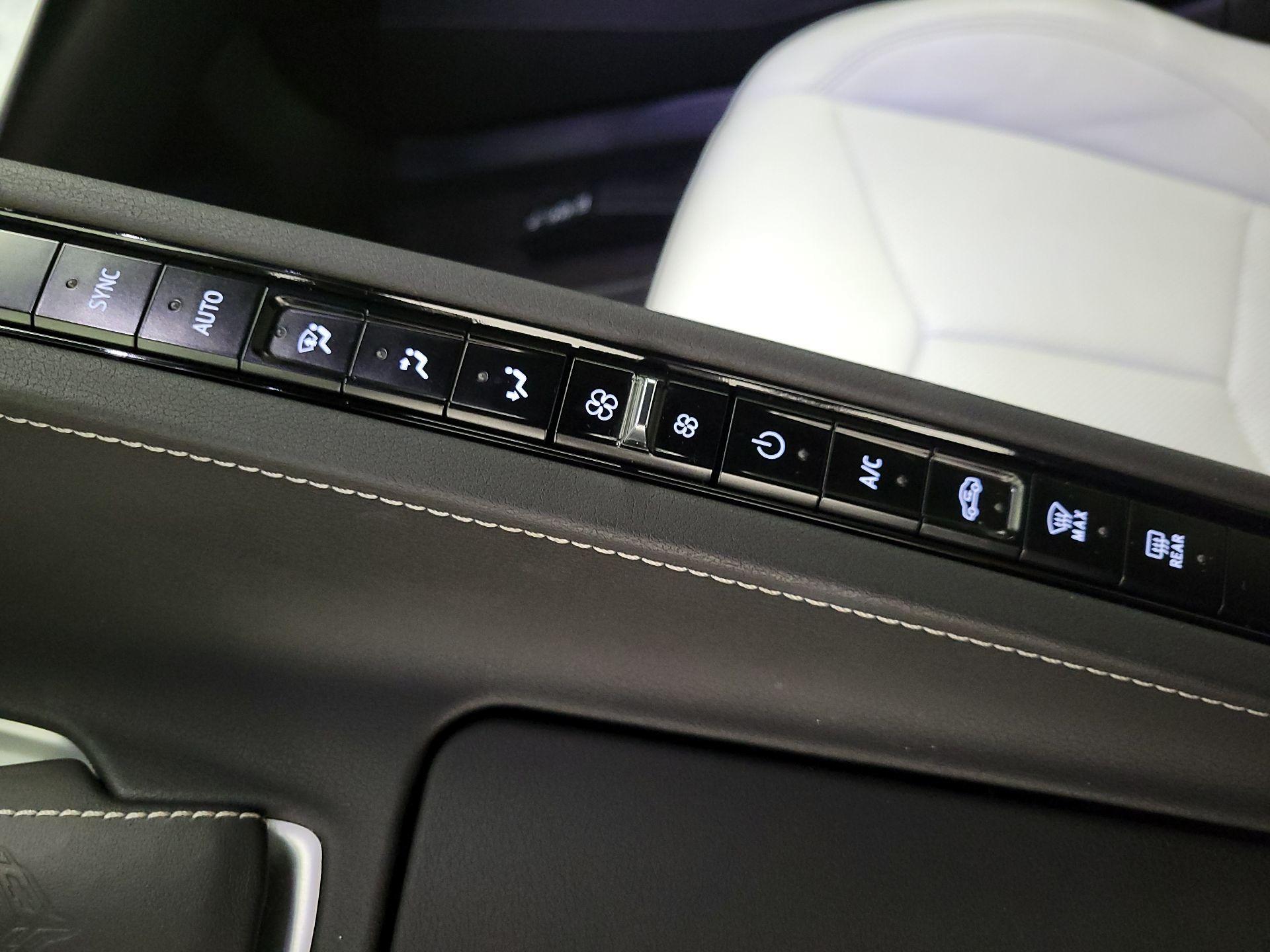 Thumbnail: 2024 Chevrolet Corvette - 17