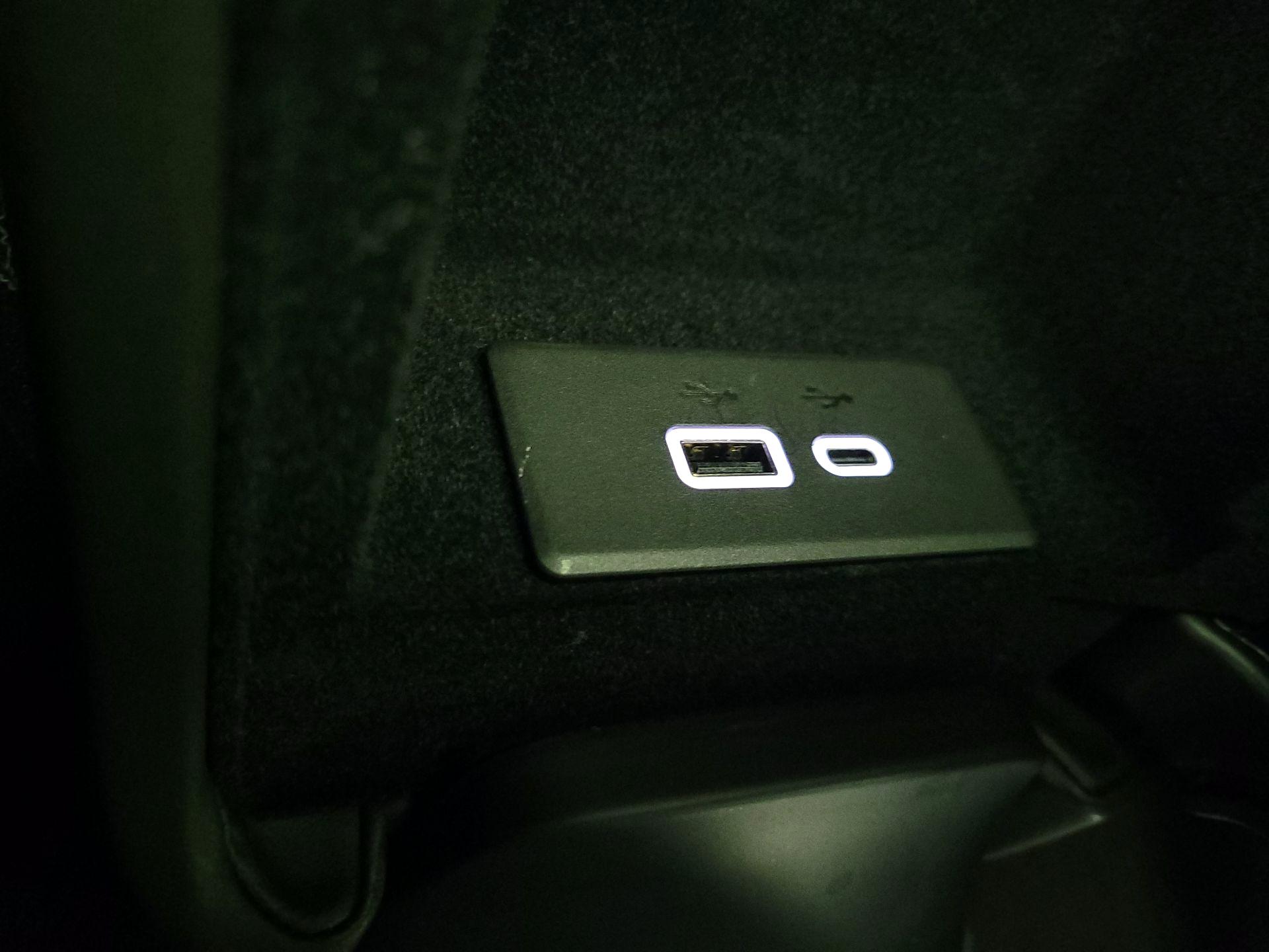 Thumbnail: 2024 Chevrolet Corvette - 19