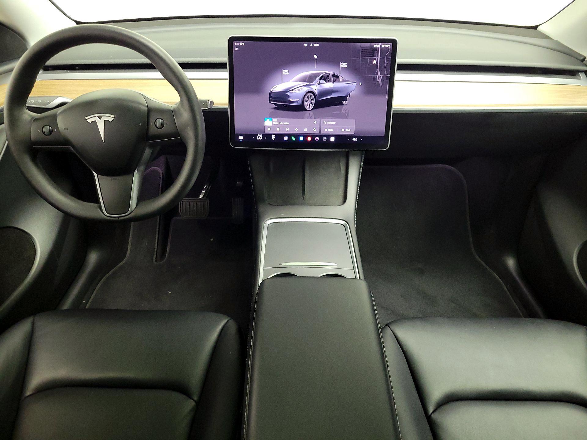 Thumbnail: 2025 Tesla Model Y - 9