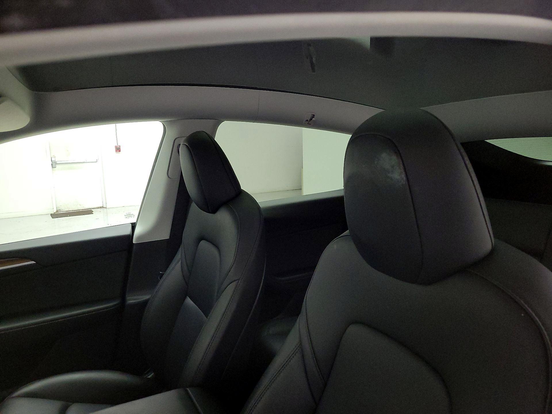 Thumbnail: 2025 Tesla Model Y - 19