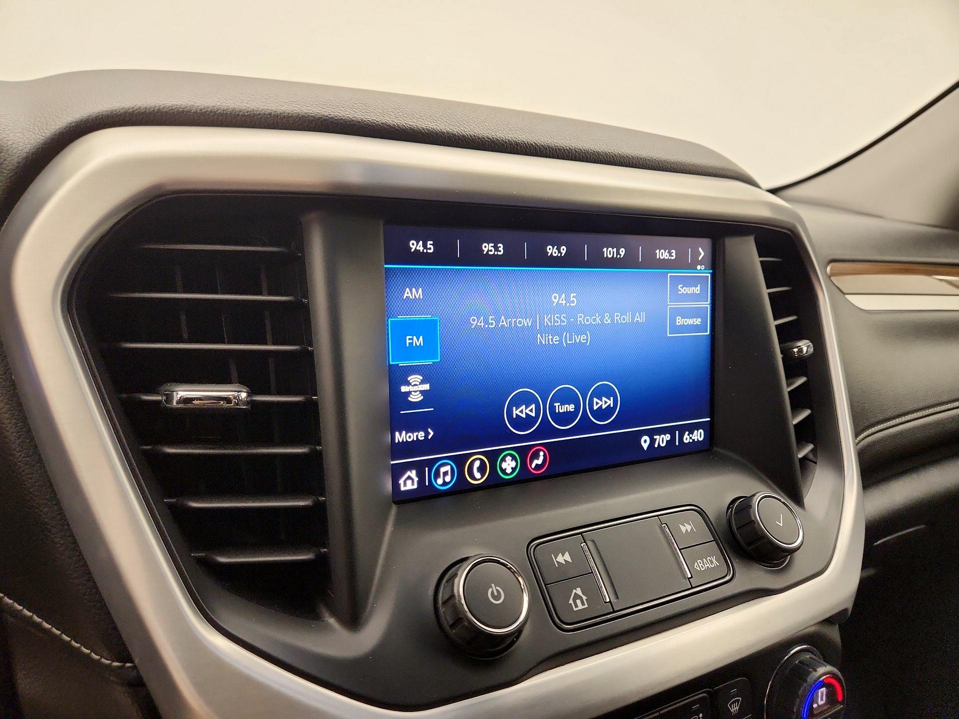 Thumbnail: 2020 GMC Acadia - 16