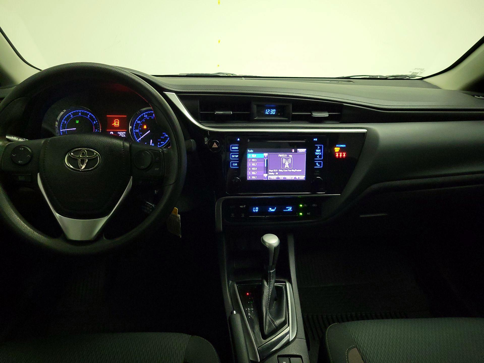 Thumbnail: 2019 Toyota Corolla - 9