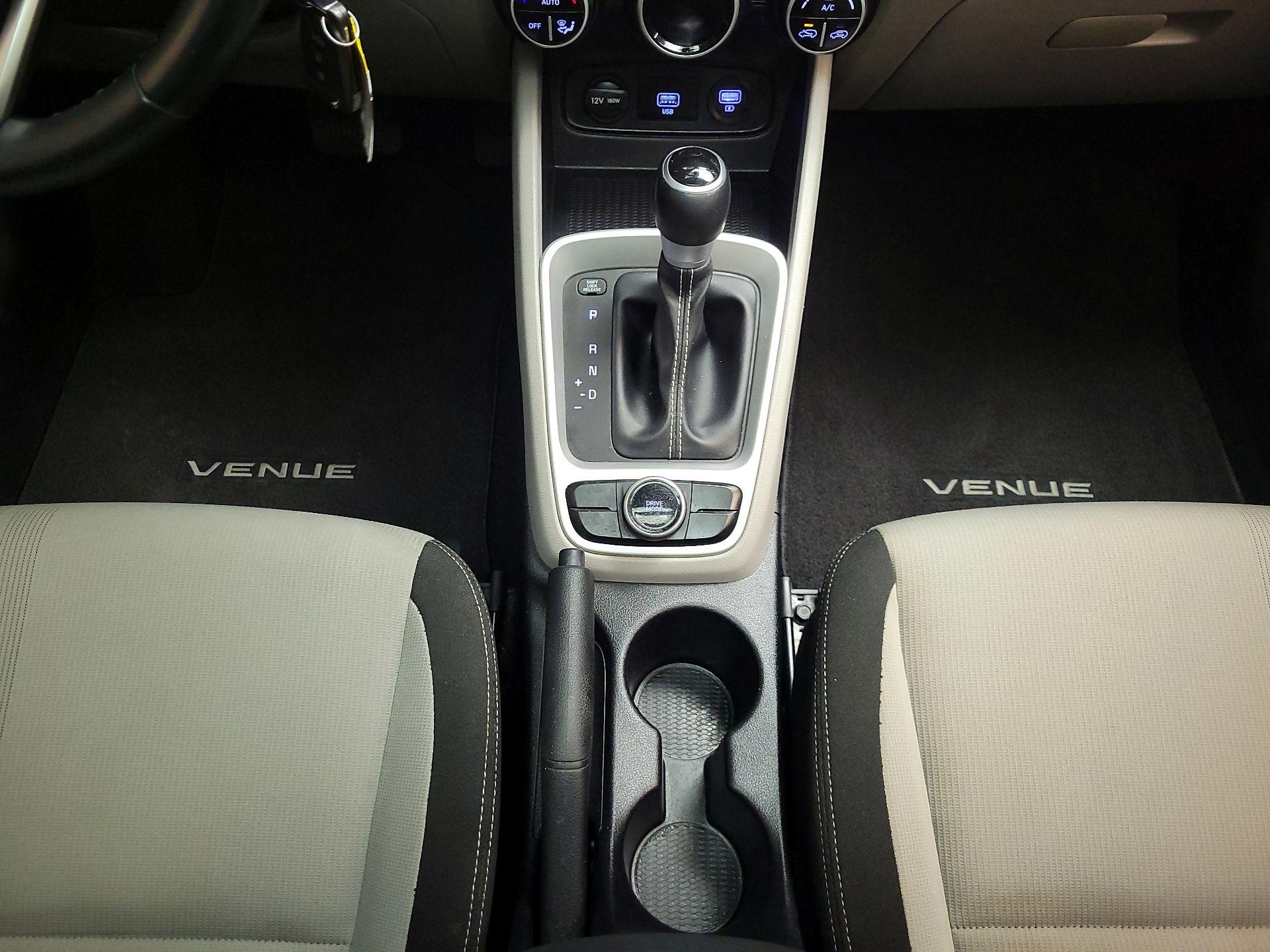 Thumbnail: 2020 Hyundai Venue - 17