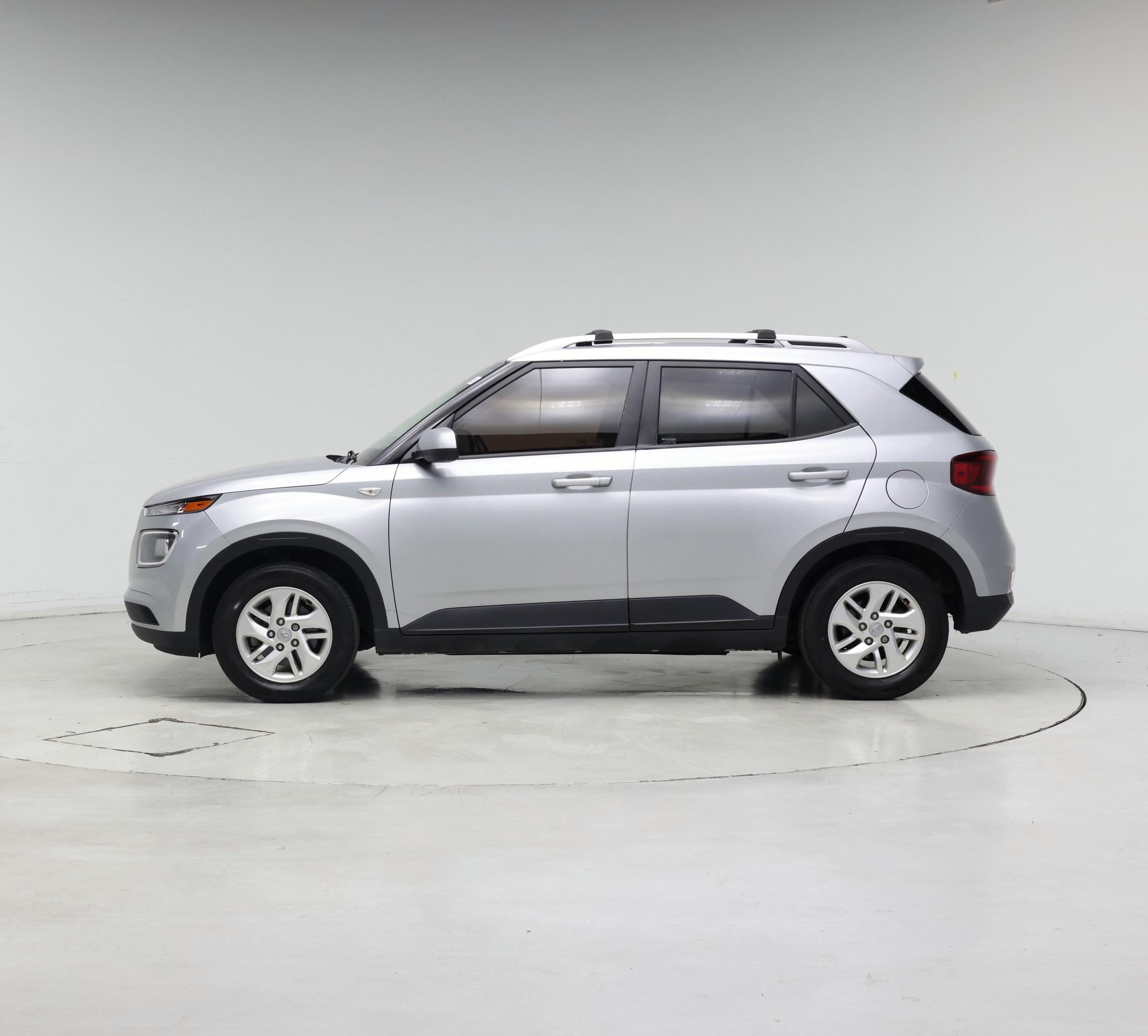 Thumbnail: 2020 Hyundai Venue - 3