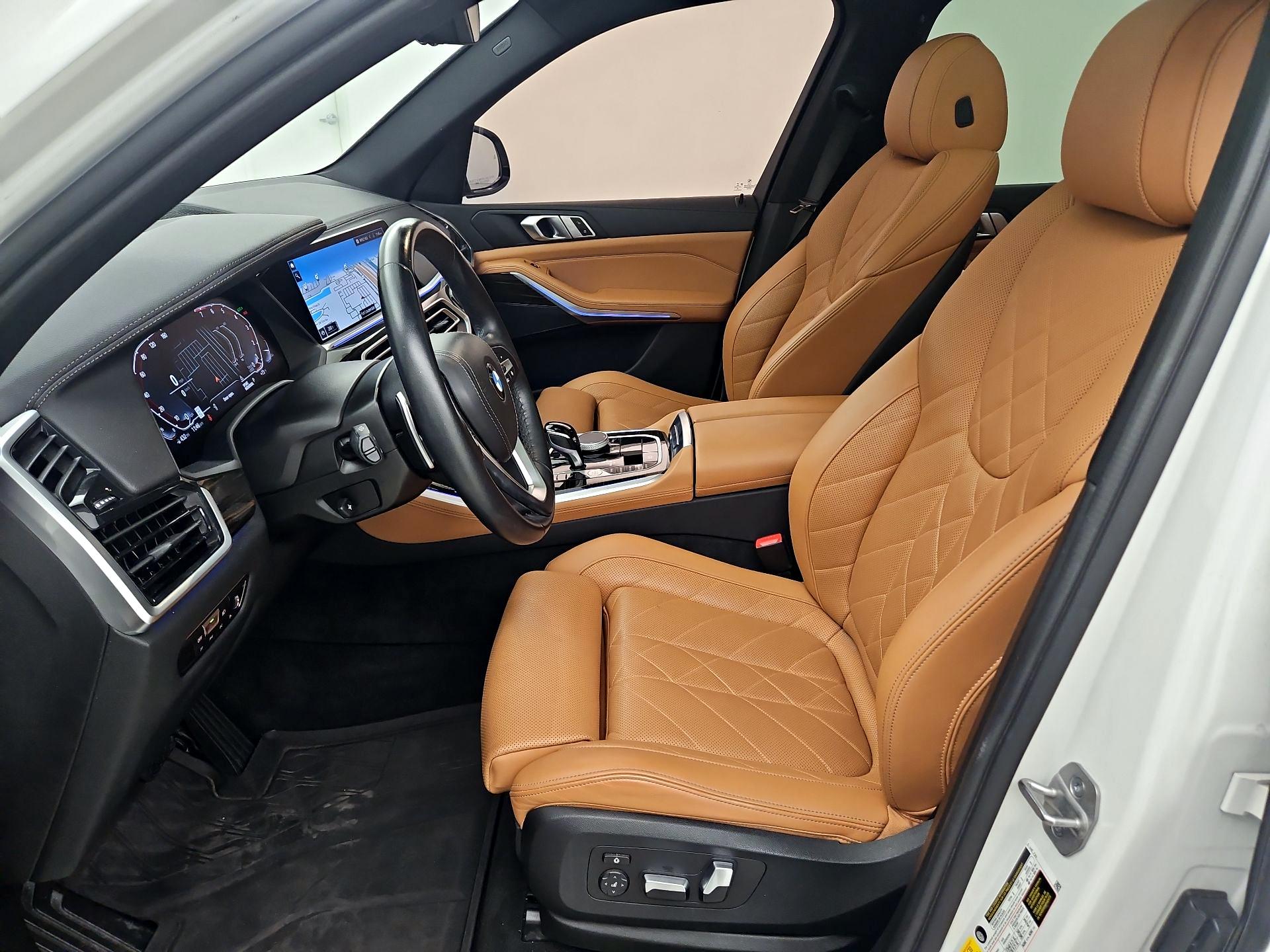 Thumbnail: 2023 BMW X5 - 11