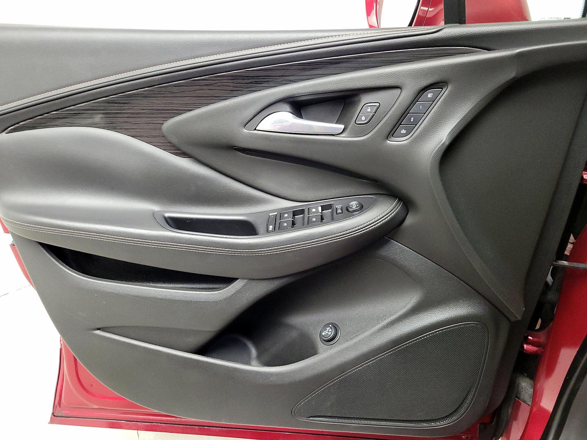 Thumbnail: 2017 Buick Envision - 12