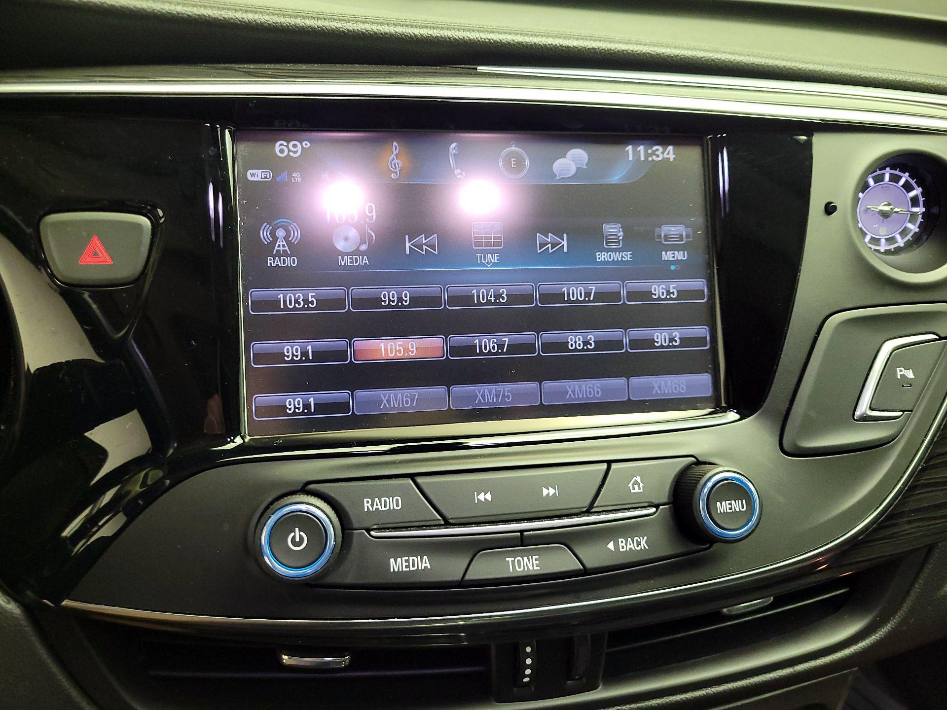 Thumbnail: 2017 Buick Envision - 16