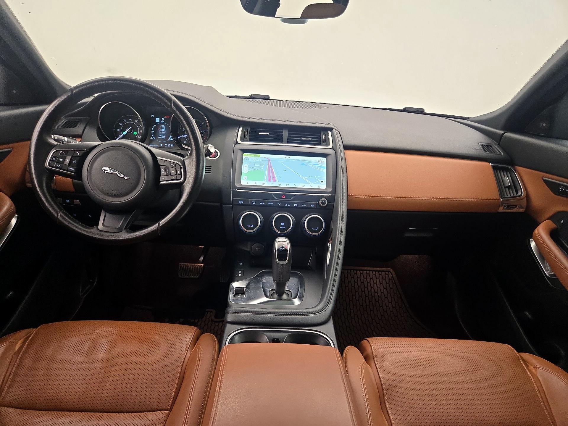 Thumbnail: 2019 Jaguar E-Pace - 9