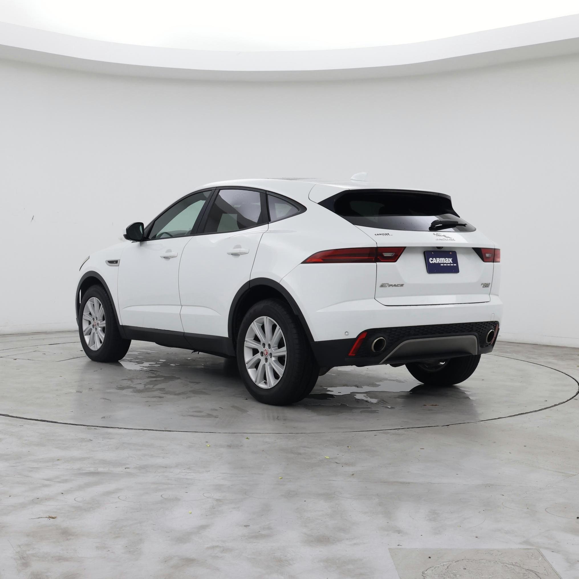 Thumbnail: 2019 Jaguar E-Pace - 2