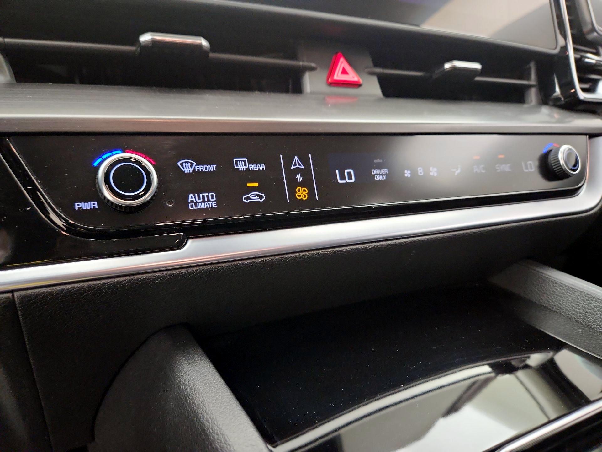 Thumbnail: 2024 Kia Sportage - 17