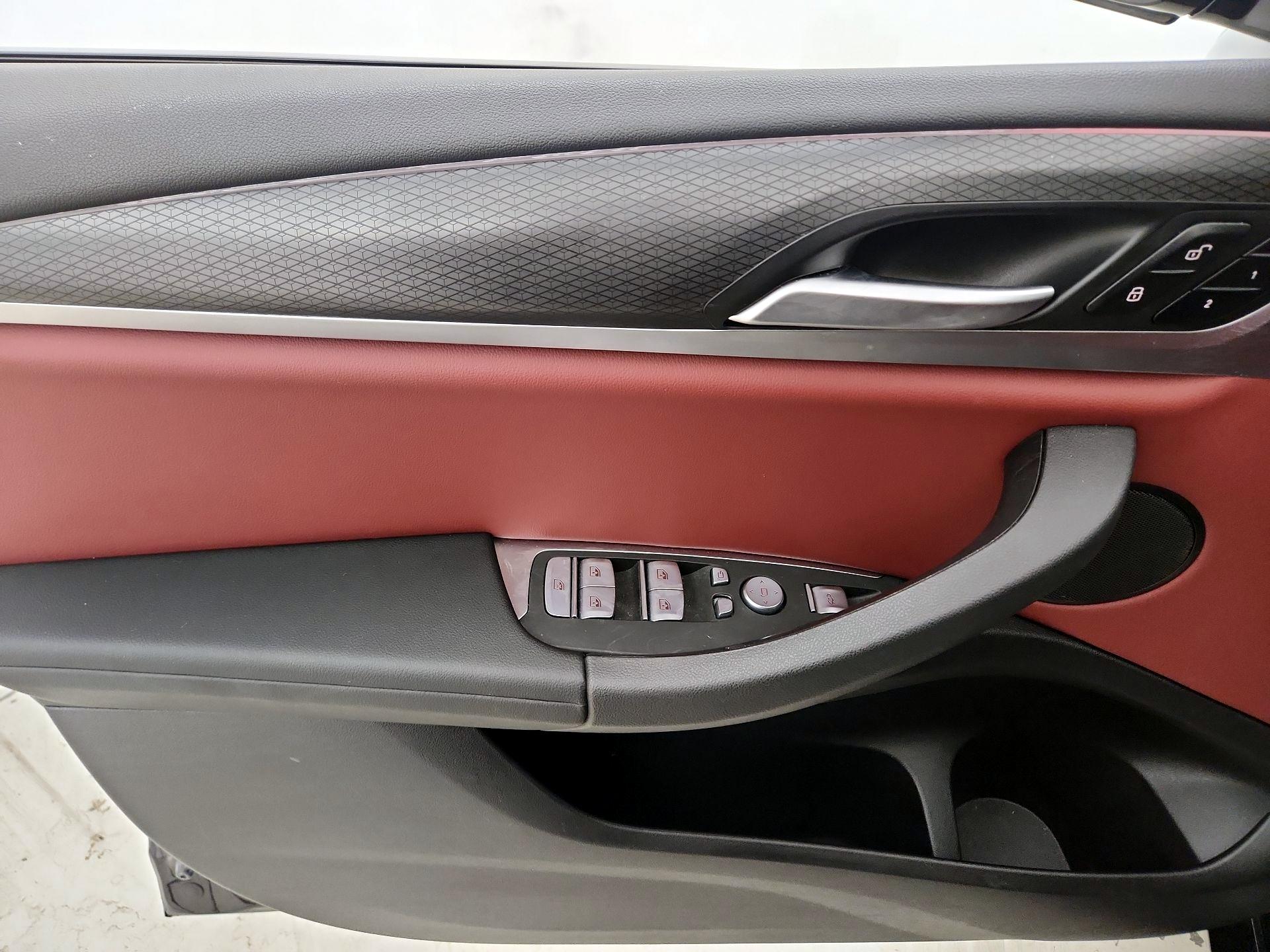 Thumbnail: 2022 BMW X3 - 12