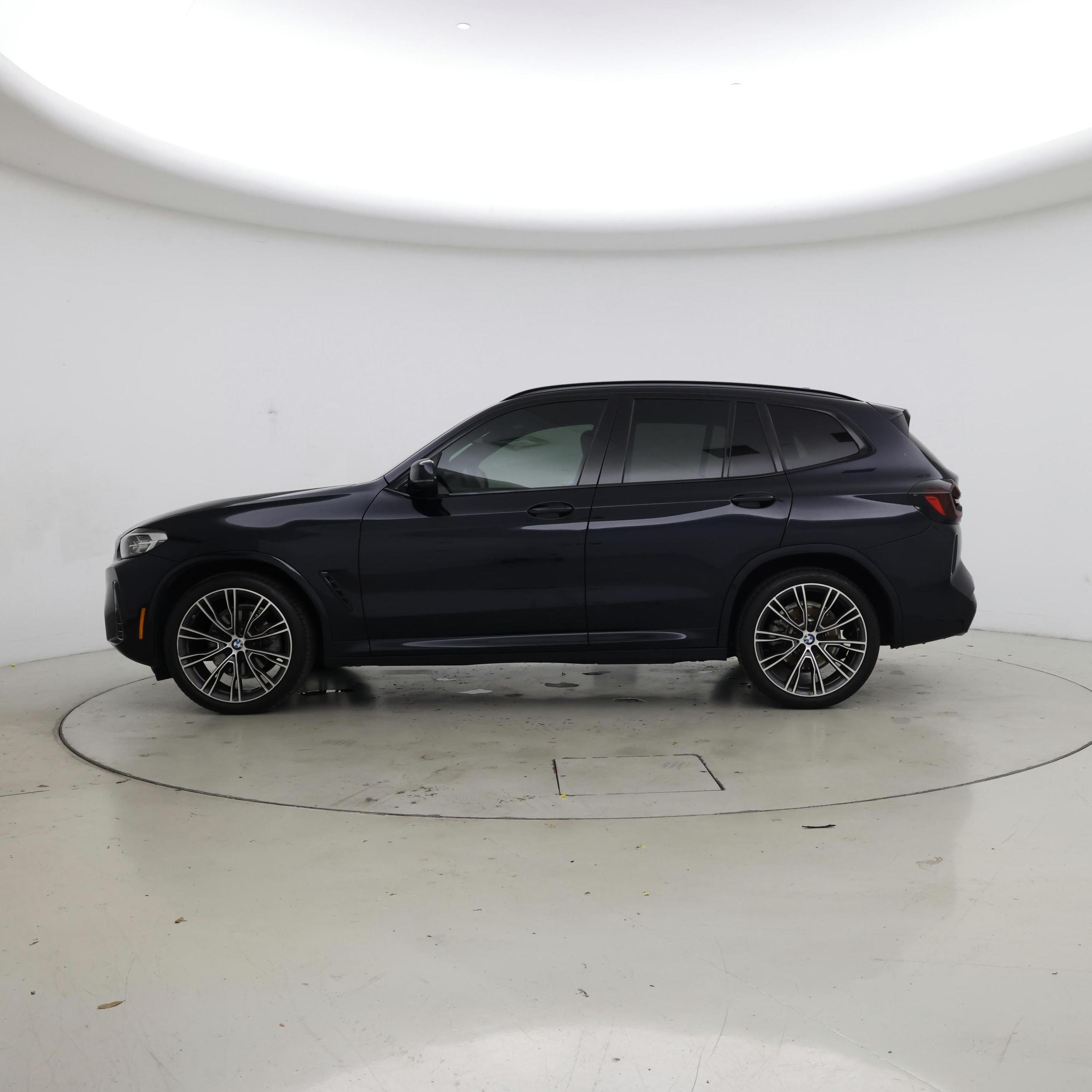 Thumbnail: 2022 BMW X3 - 3