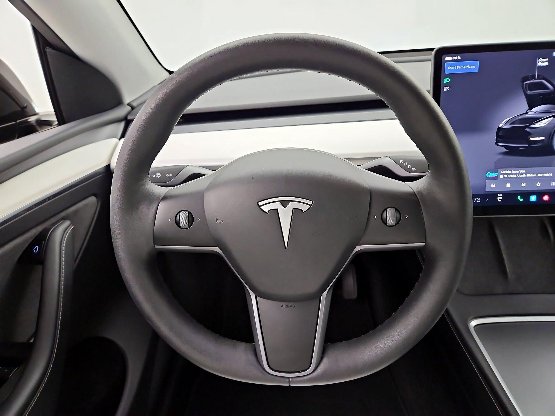 Thumbnail: 2025 Tesla Model Y - 10