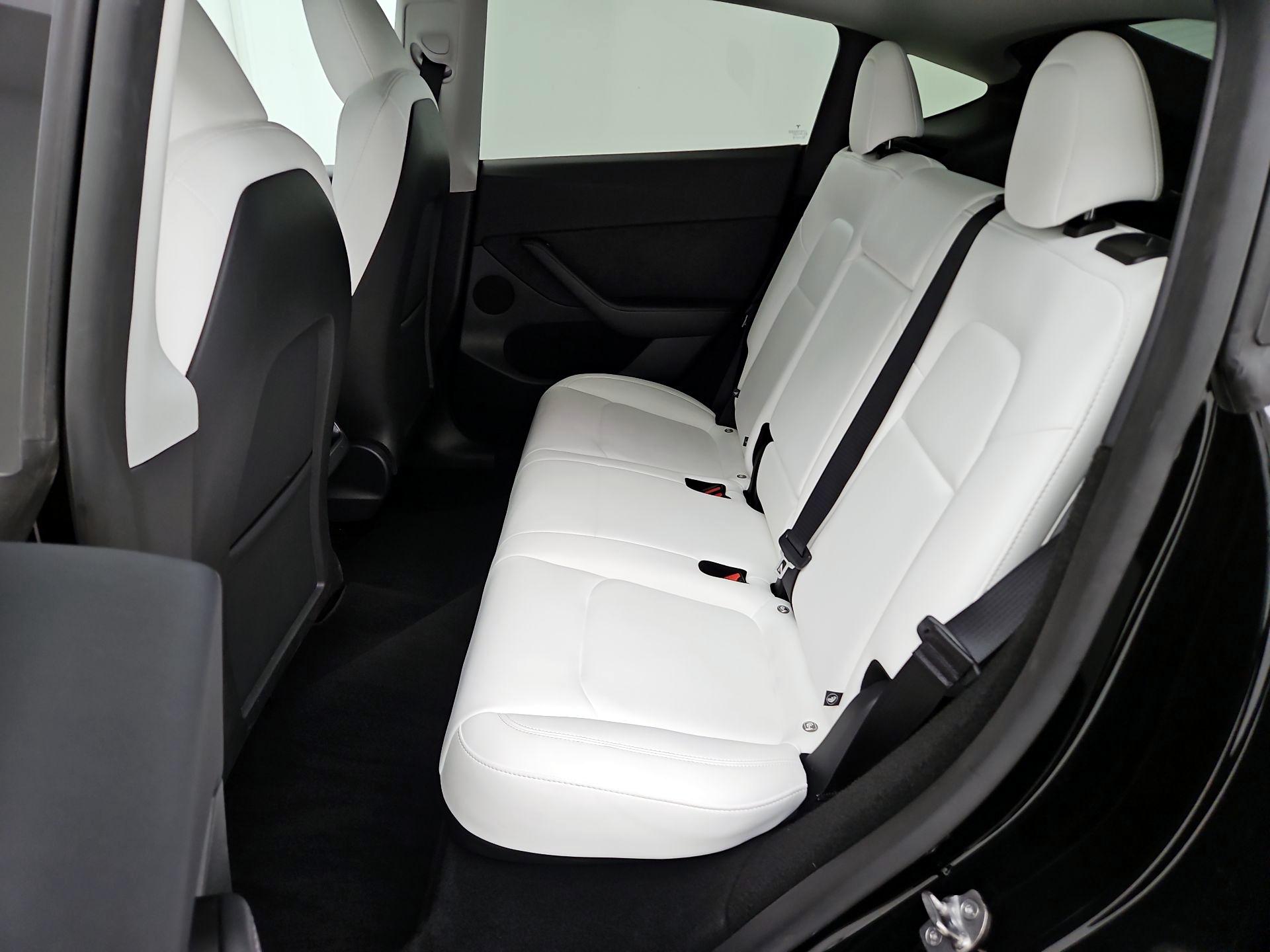 Thumbnail: 2025 Tesla Model Y - 18