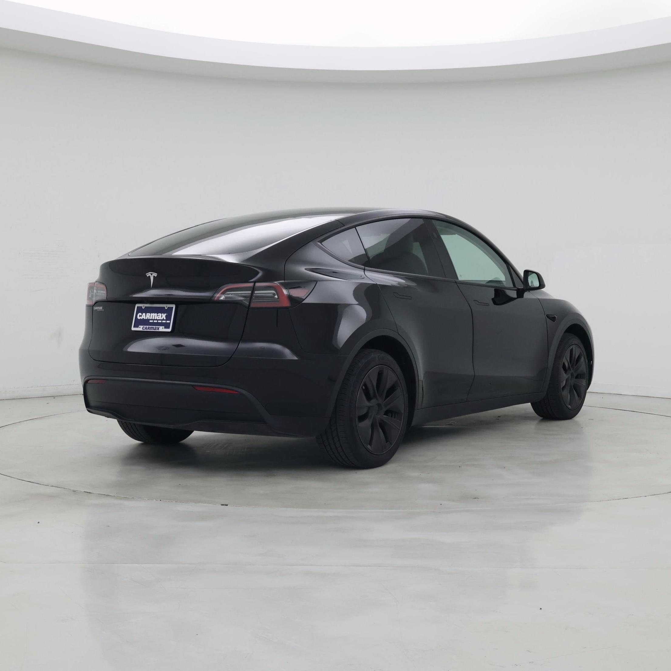 Thumbnail: 2025 Tesla Model Y - 8
