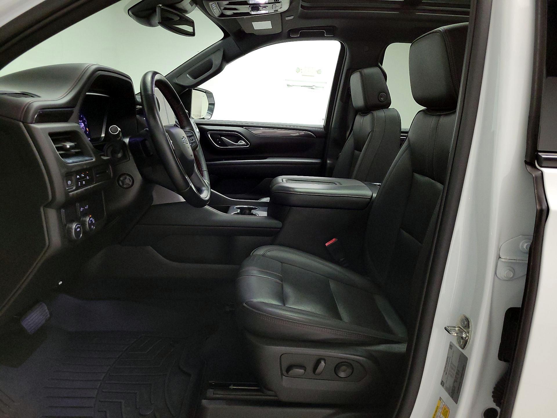 Thumbnail: 2023 Chevrolet Suburban - 11