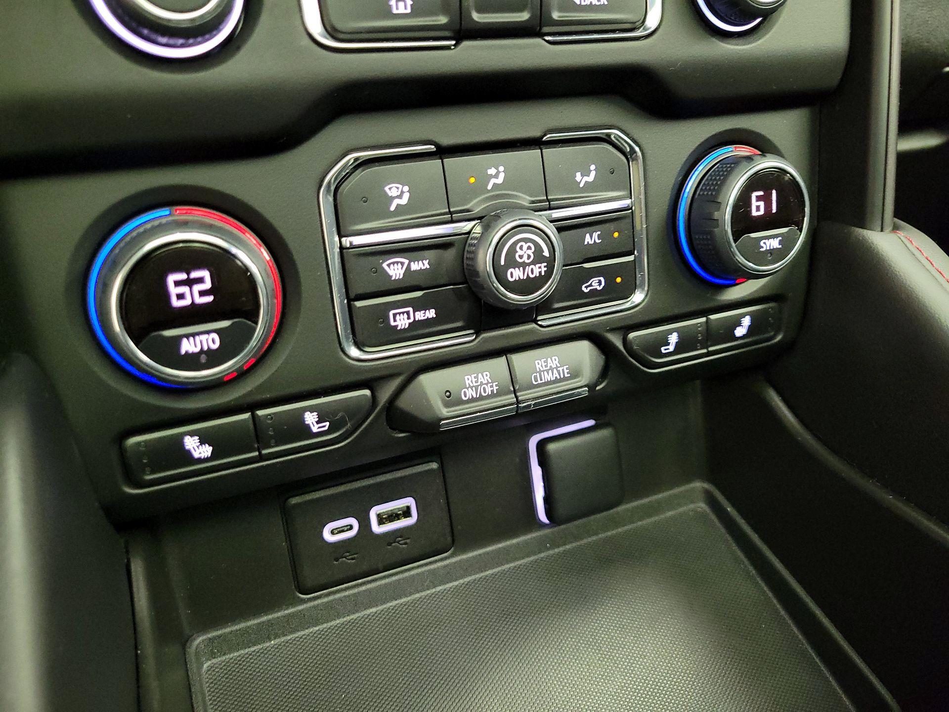 Thumbnail: 2023 Chevrolet Suburban - 16