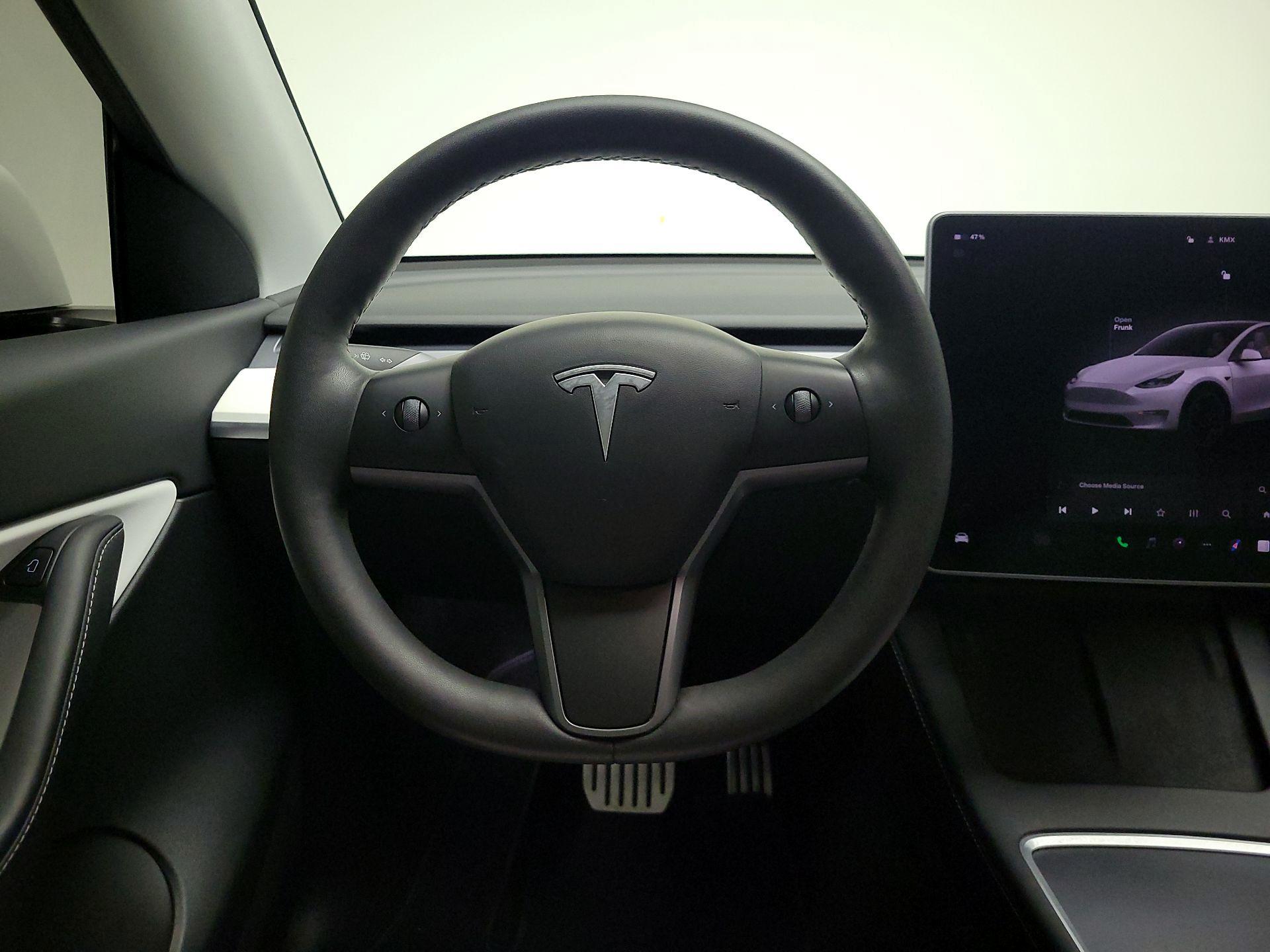 Thumbnail: 2022 Tesla Model Y - 10