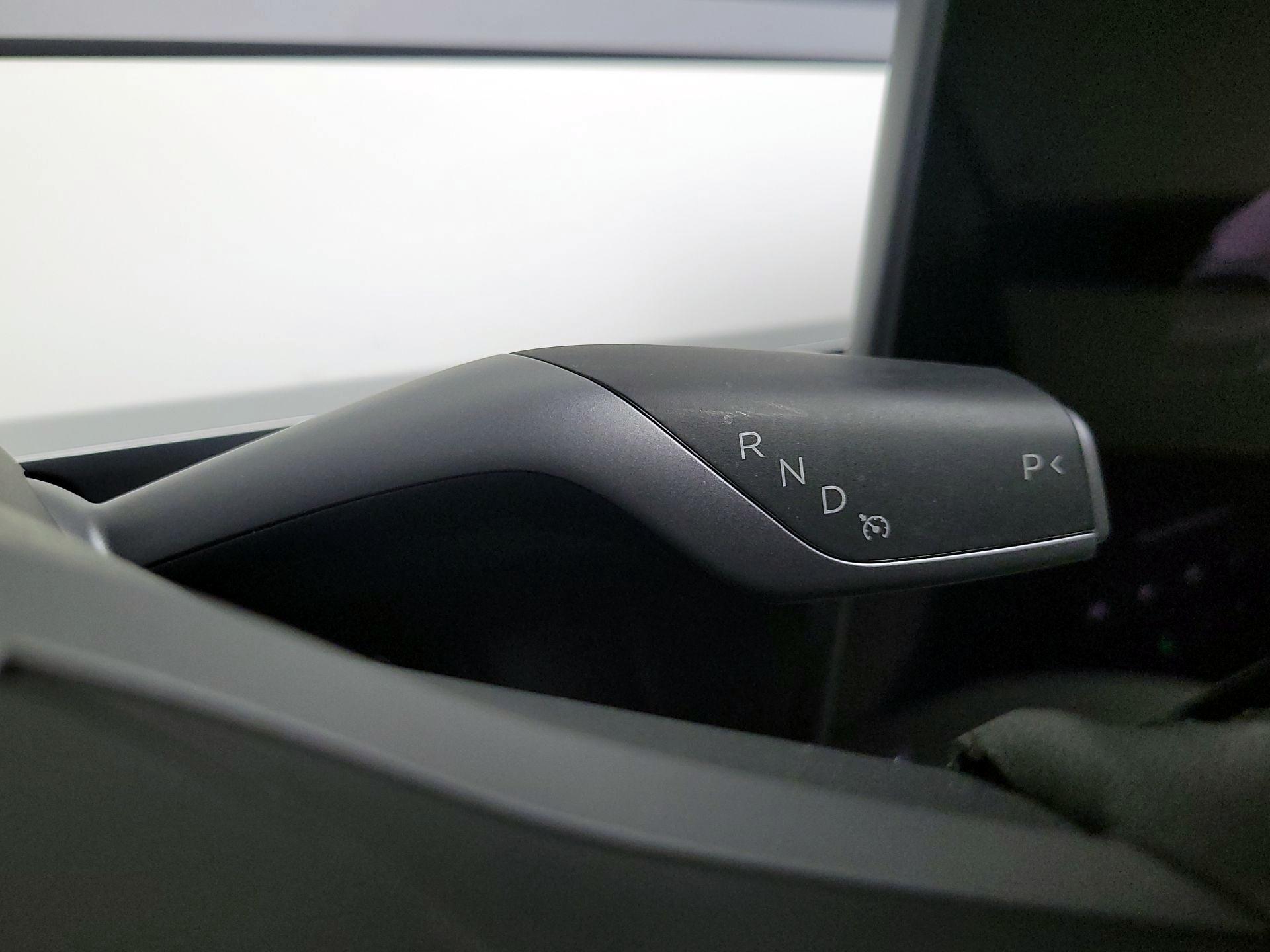 Thumbnail: 2022 Tesla Model Y - 17